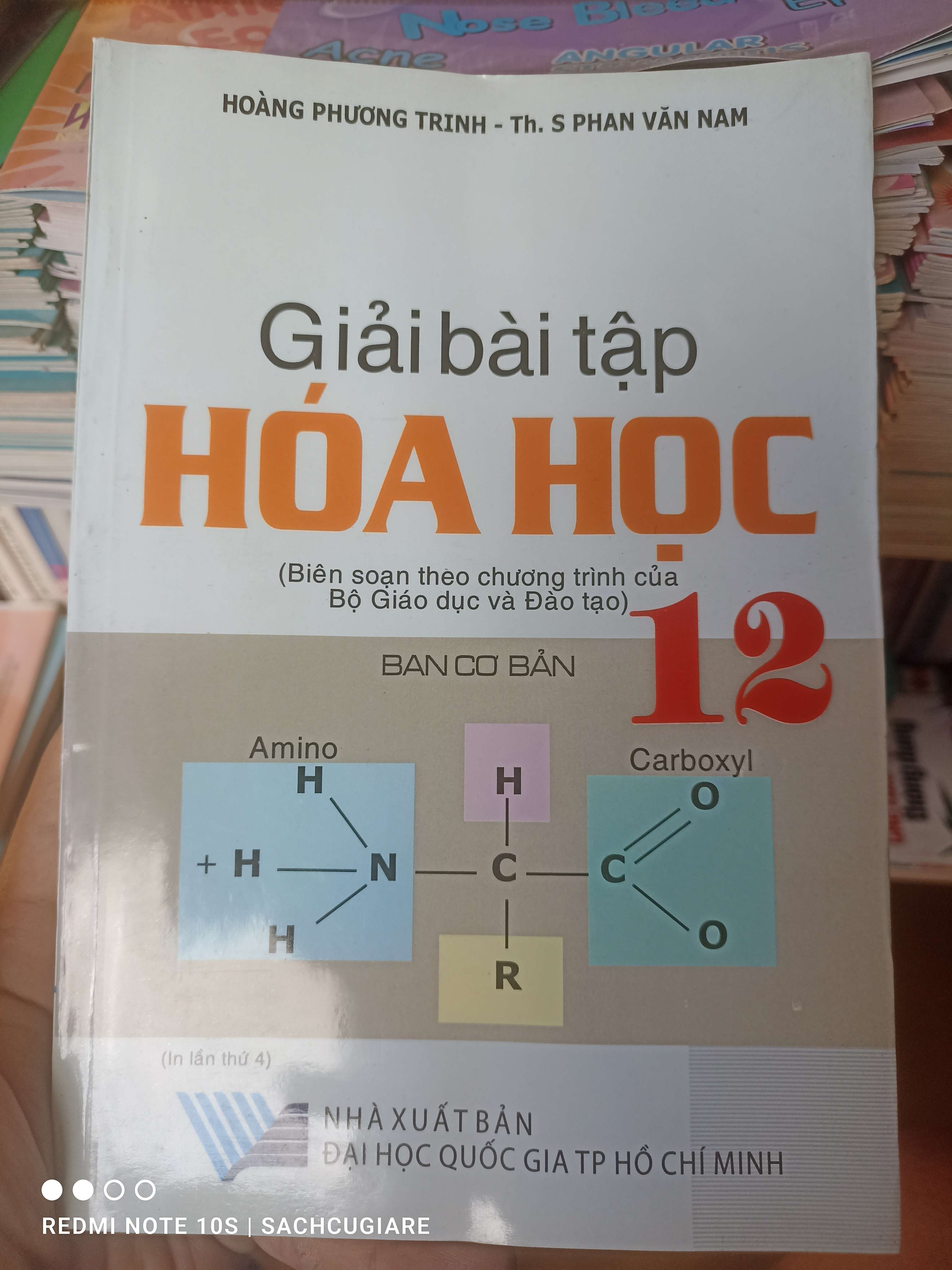 Giải Bài Tập Hóa Học 12 (Ban Cơ Bản) - Hoàng Phương Trinh, Phan Văn Nam 2008 VAVO-AK3ST1