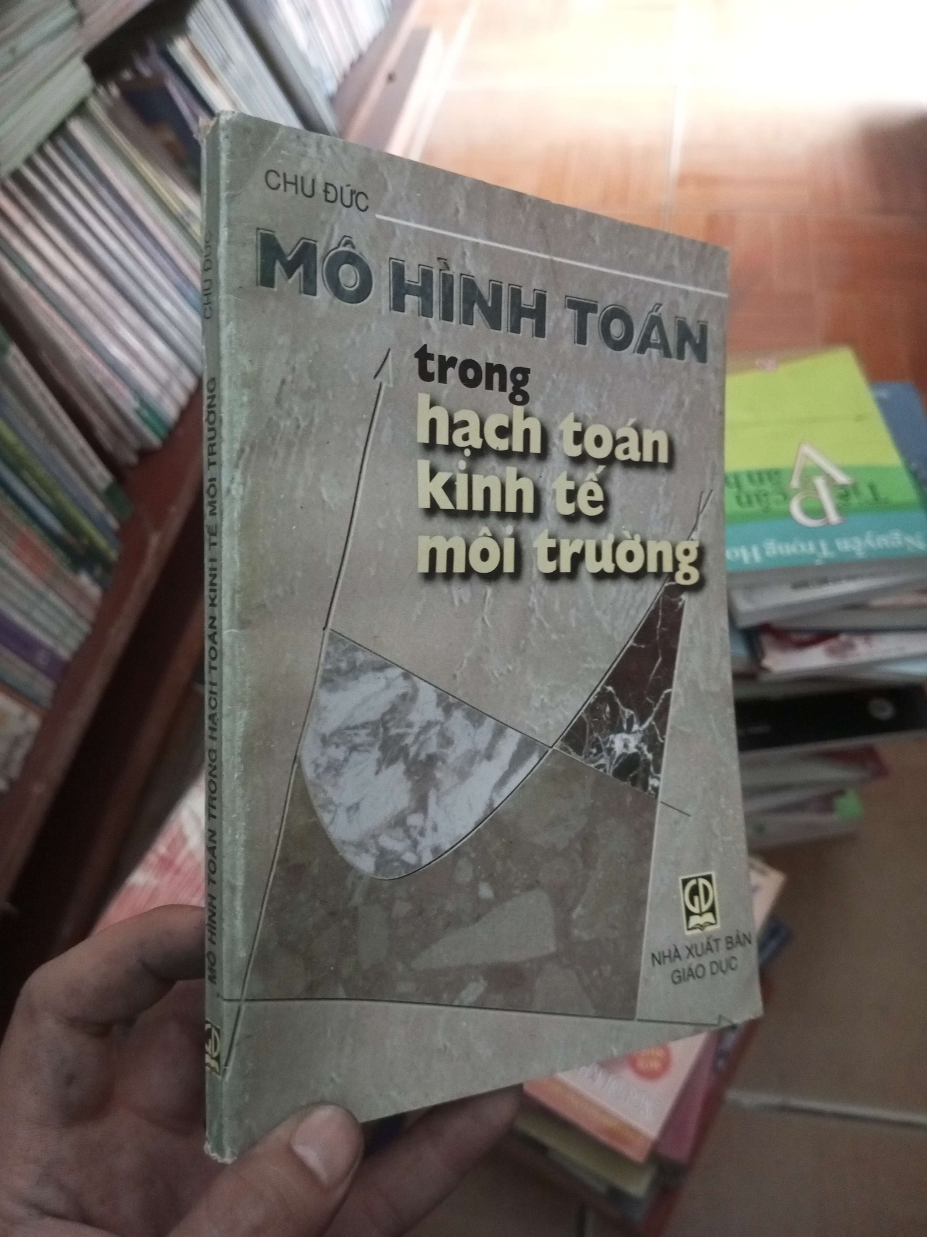 Mô hình toán trong hạch toán kinh tế môi trường - Chu Đức 2001 VAVO-AK18