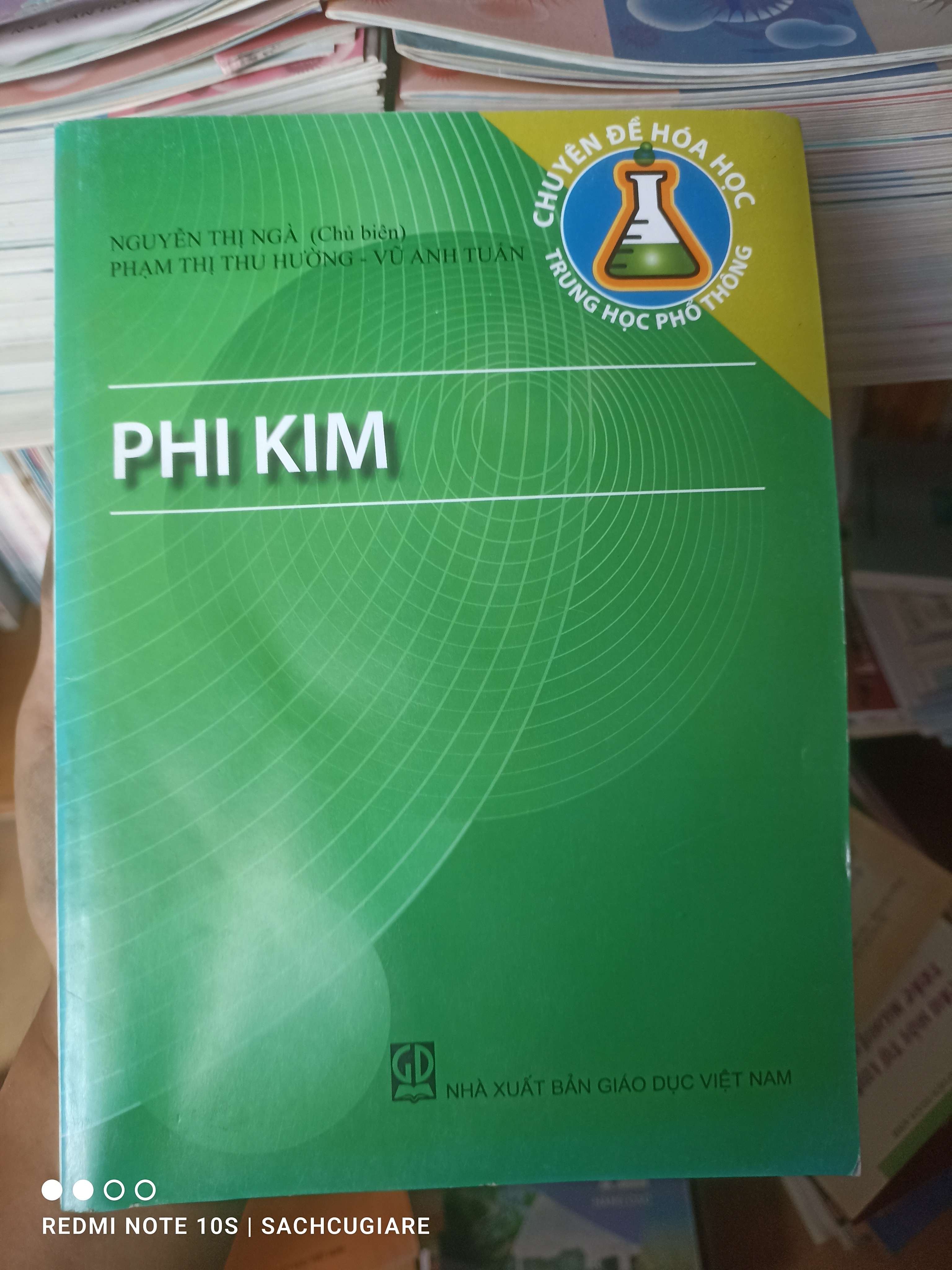 Chuyên Đề Hóa Học Trung Học Phổ Thông - Phi Kim - Nguyễn Thị Ngà, Phạm Thị Thu Hường, Vũ Anh Tuấn 2011 VAVO-AK2T3