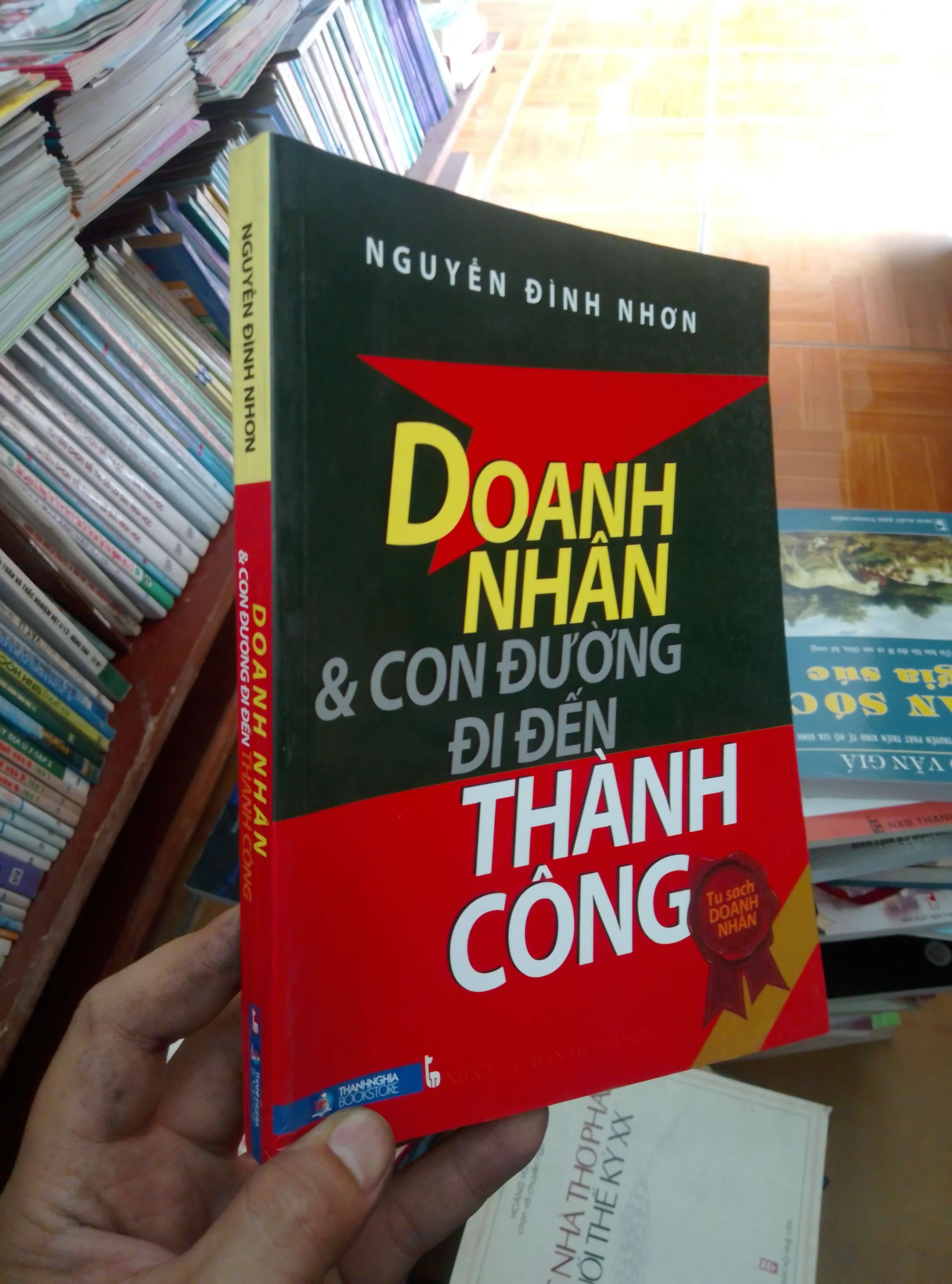 Doanh nhân và con đường đi đến thành công - Đình Nhơn 2007 VAVO-AK18