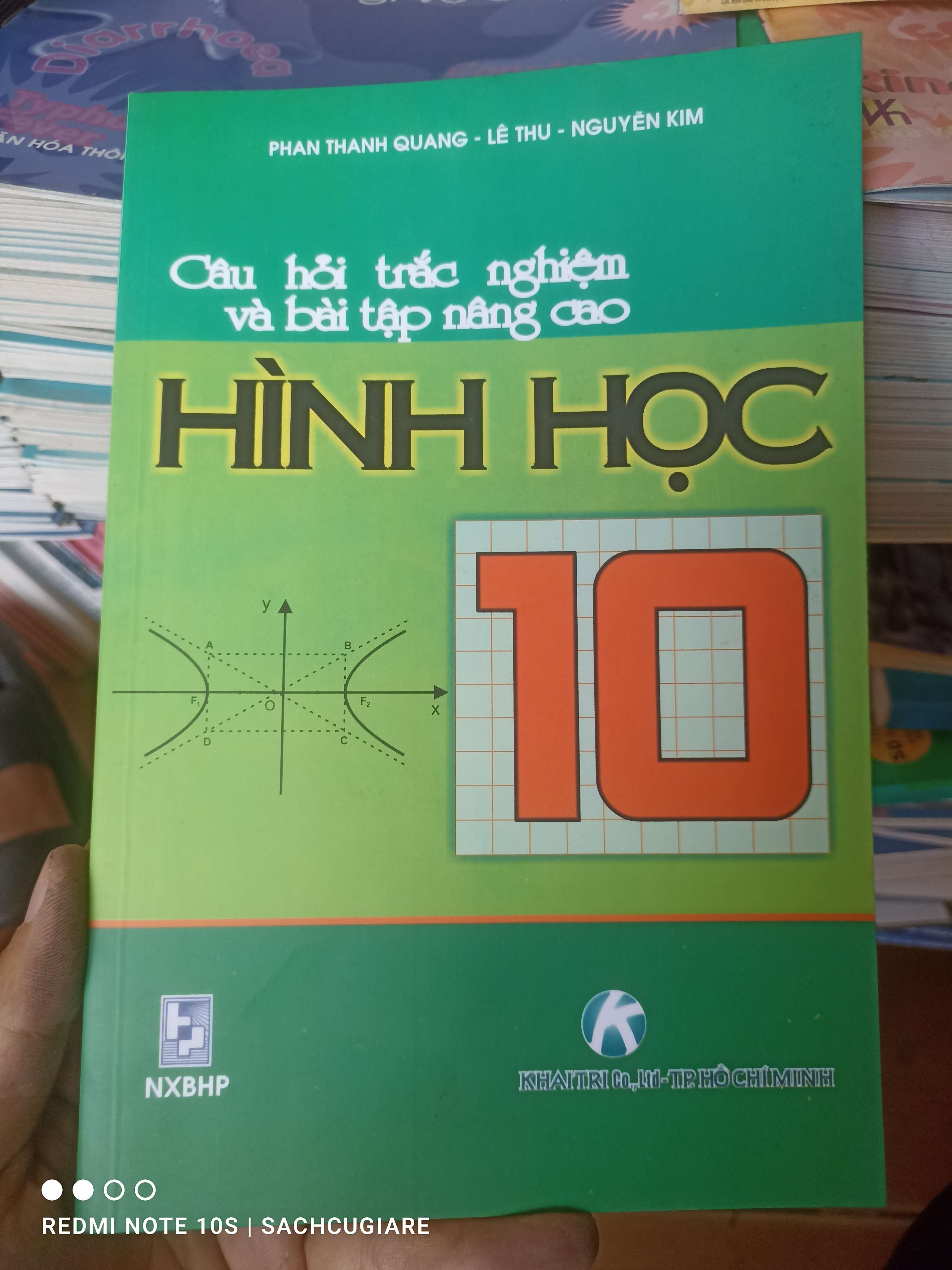 Câu Hỏi Trắc Nghiệm Và Bài Tập Nâng Cao Hình Học 10 - Phan Thanh Quang, Lê Thu, Nguyễn Kim 2006 VAVO-AK3ST1