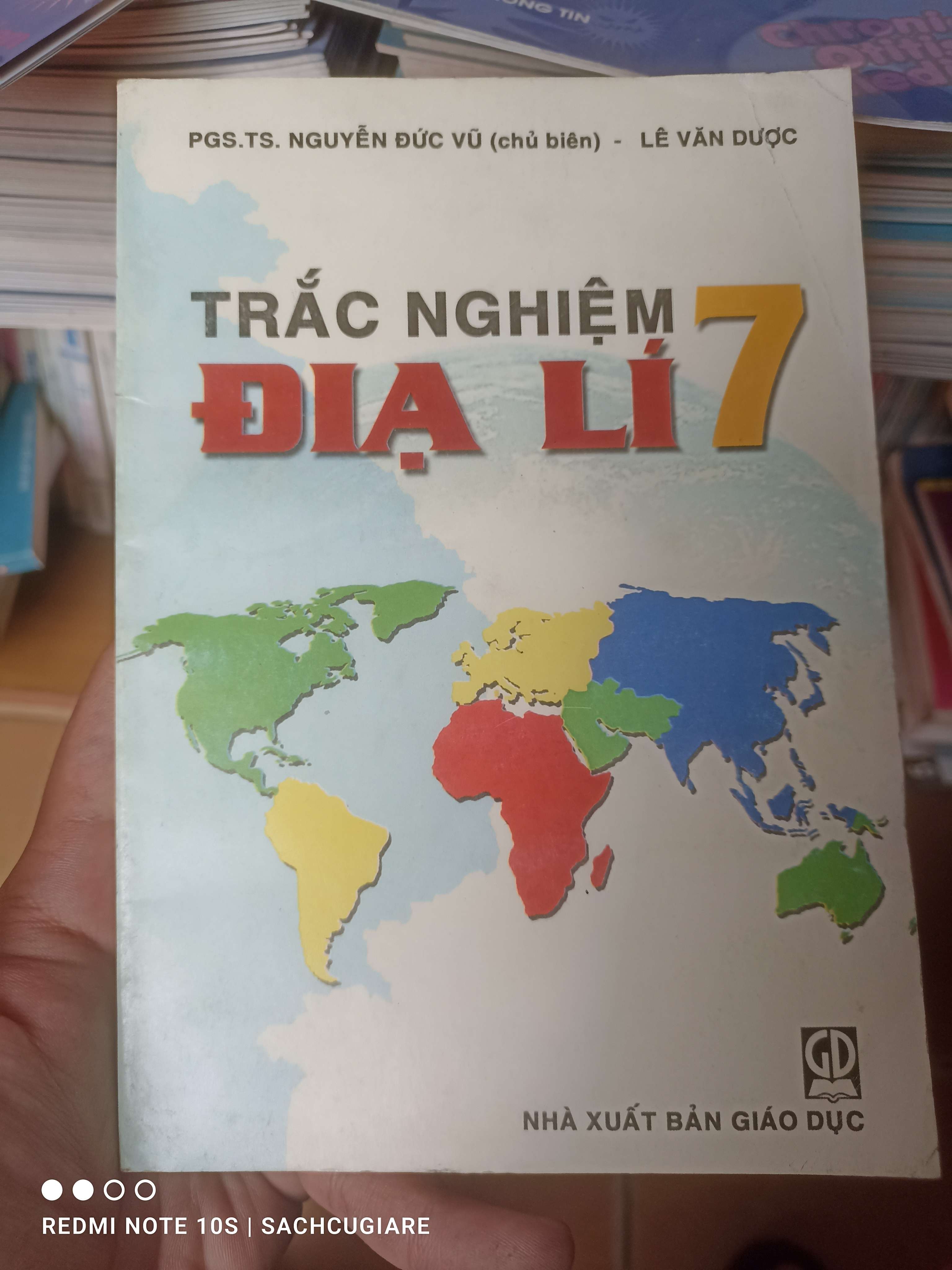 Trắc Nghiệm Địa Lí 7 - Nguyễn Đức Vũ, Lê Văn Dược 2006 VAVO-AK2T4