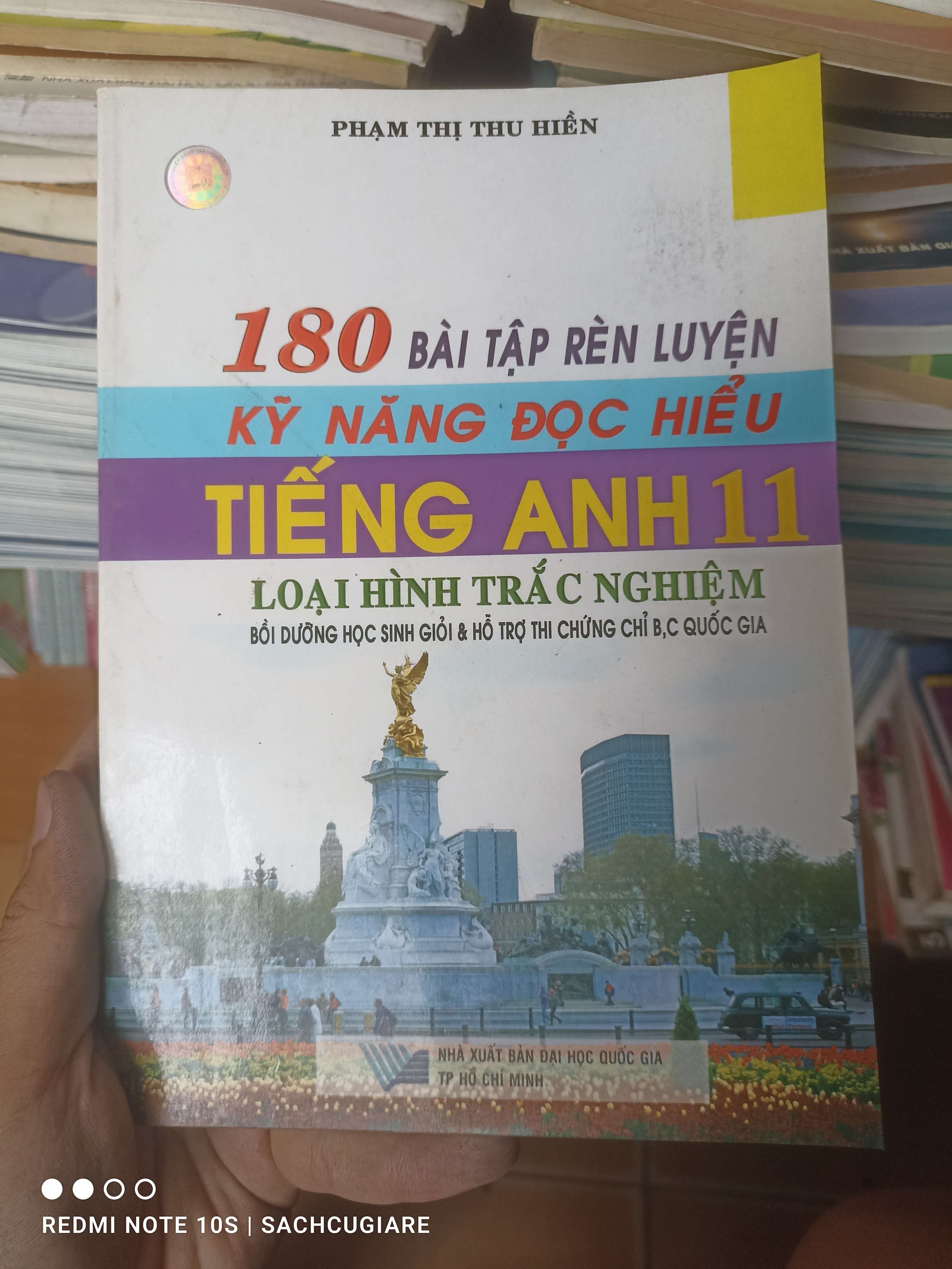180 Bài Tập Rèn Luyện Kỹ Năng Đọc Hiểu Tiếng Anh 11 (Loại Hình Trắc Nghiệm) - Phạm Thị Thu Hiền 2006 VAVO-AK2ST3