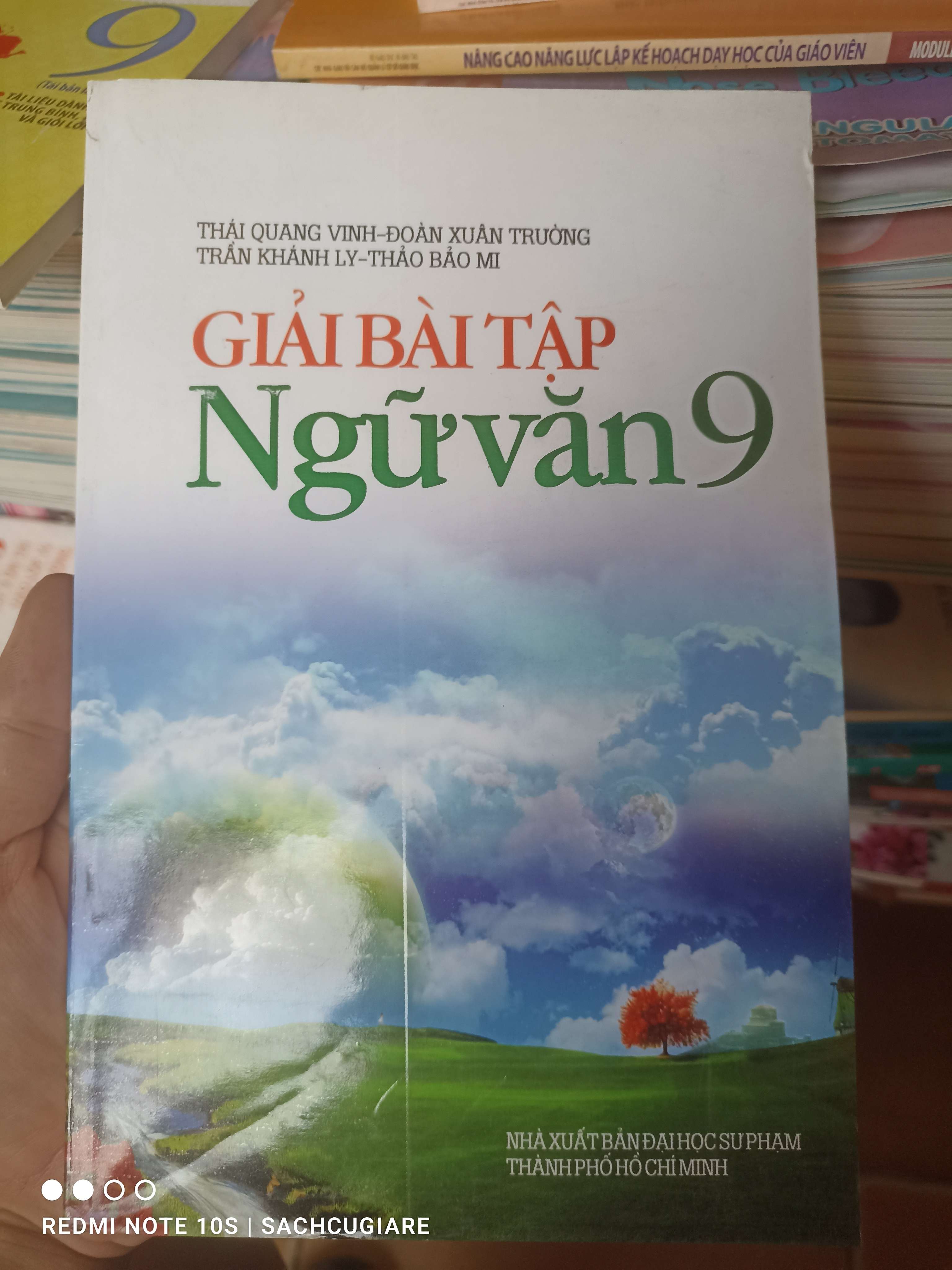 Giải Bài Tập Ngữ Văn 9 - Thái Quang Vinh, Đoàn Xuân Trường, Trần Khánh Ly, Thảo Bảo Mi 2013 VAVO-AK3ST1