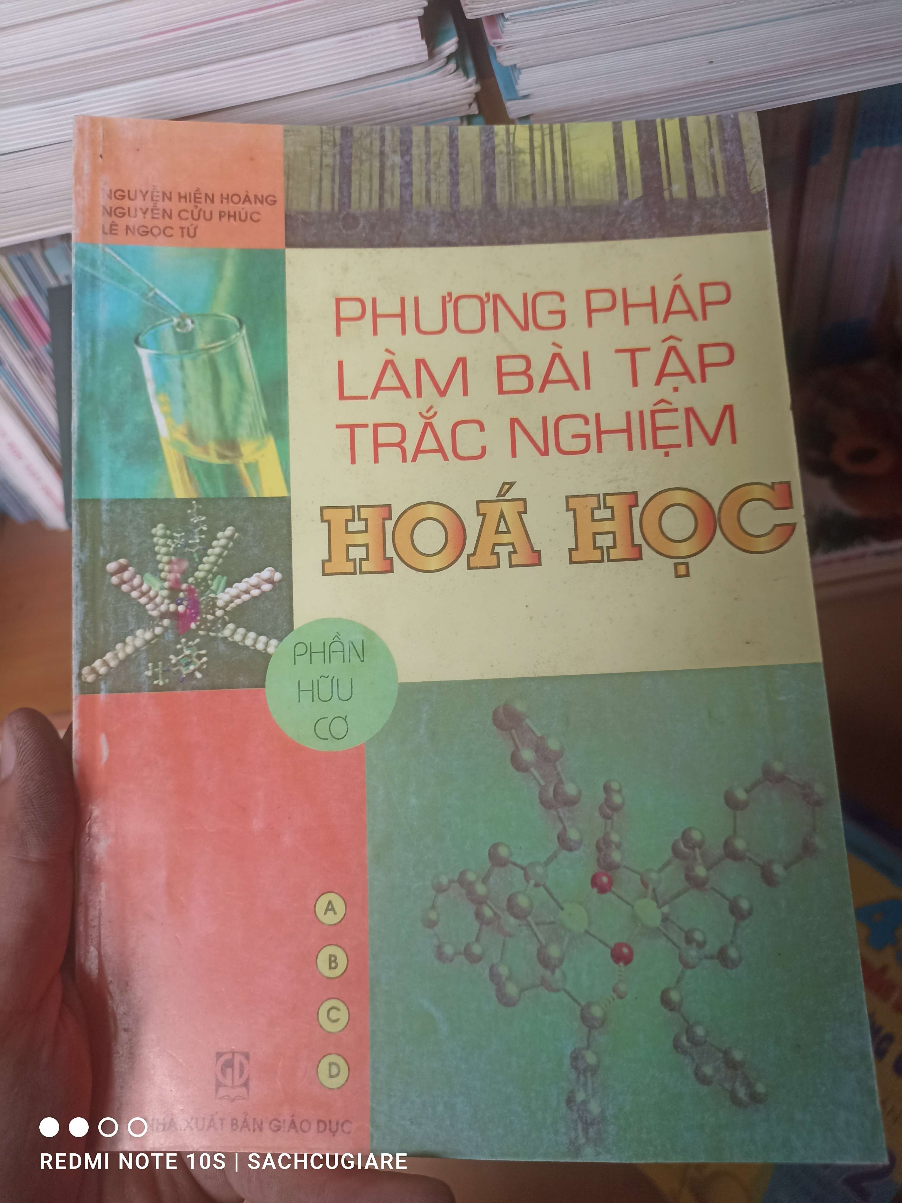 Phương Pháp Làm Bài Tập Trắc Nghiệm Hóa Học (Phần Hữu Cơ) - Nguyễn Hiền Hoàng, Nguyễn Cửu Phúc, Lê Ngọc Tứ 2009 VAVO-AK2T3