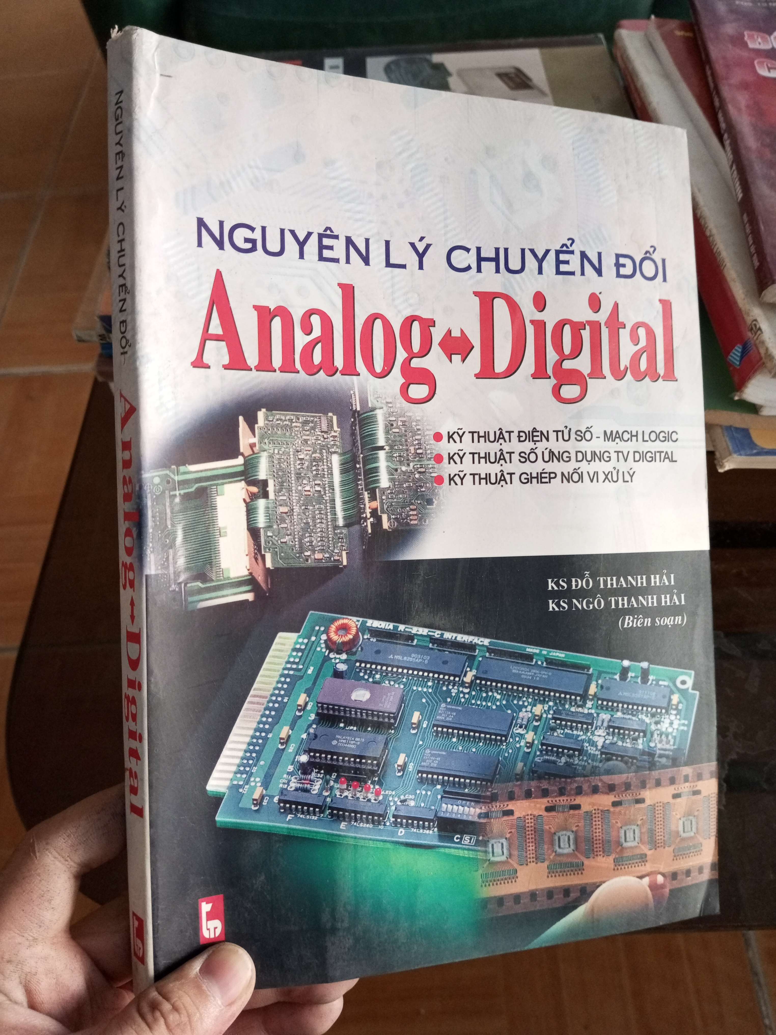 Nguyên lý chuyển đổi analog digital - Thanh Hải 2003 VAVO-A2