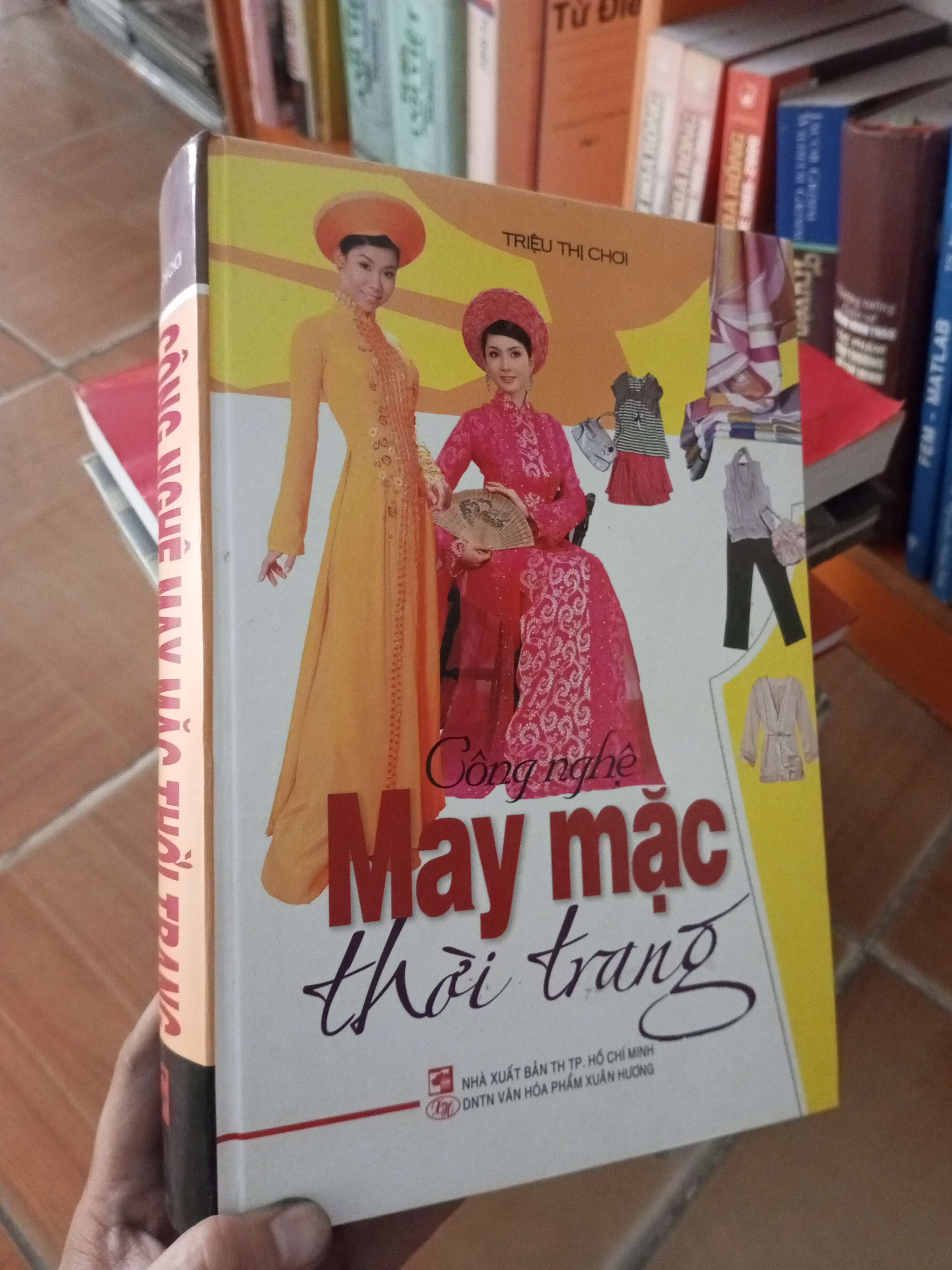 Công nghệ may mặc thời trang - Thị Chơi 2013 VAVO-A0