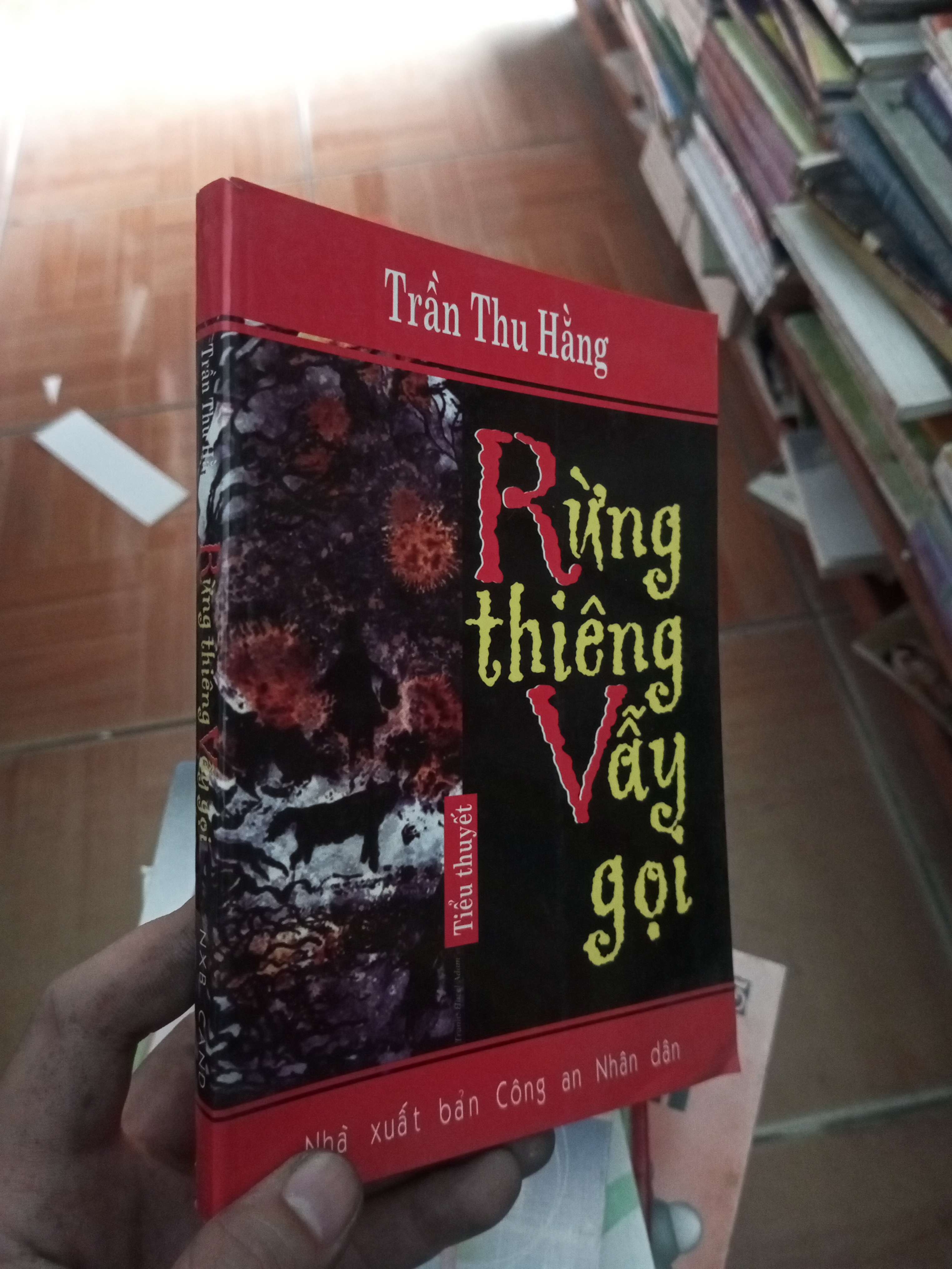 Rừng thiêng vẫy gọi - Thu Hằng 2006 VAVO-AK18
