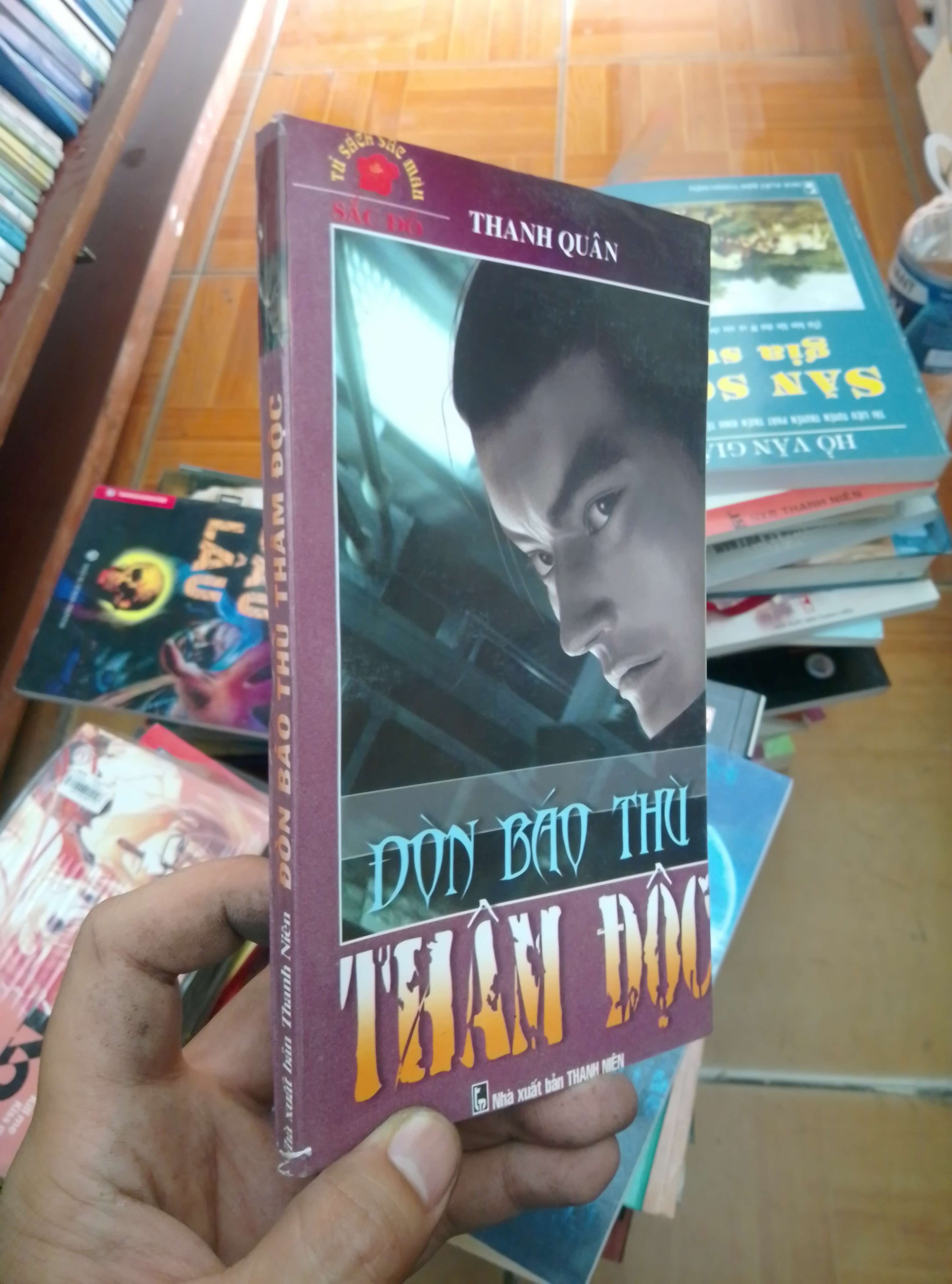 Đòn báo thù thâm độc - Thân Quân 2013 VAVO-AK18