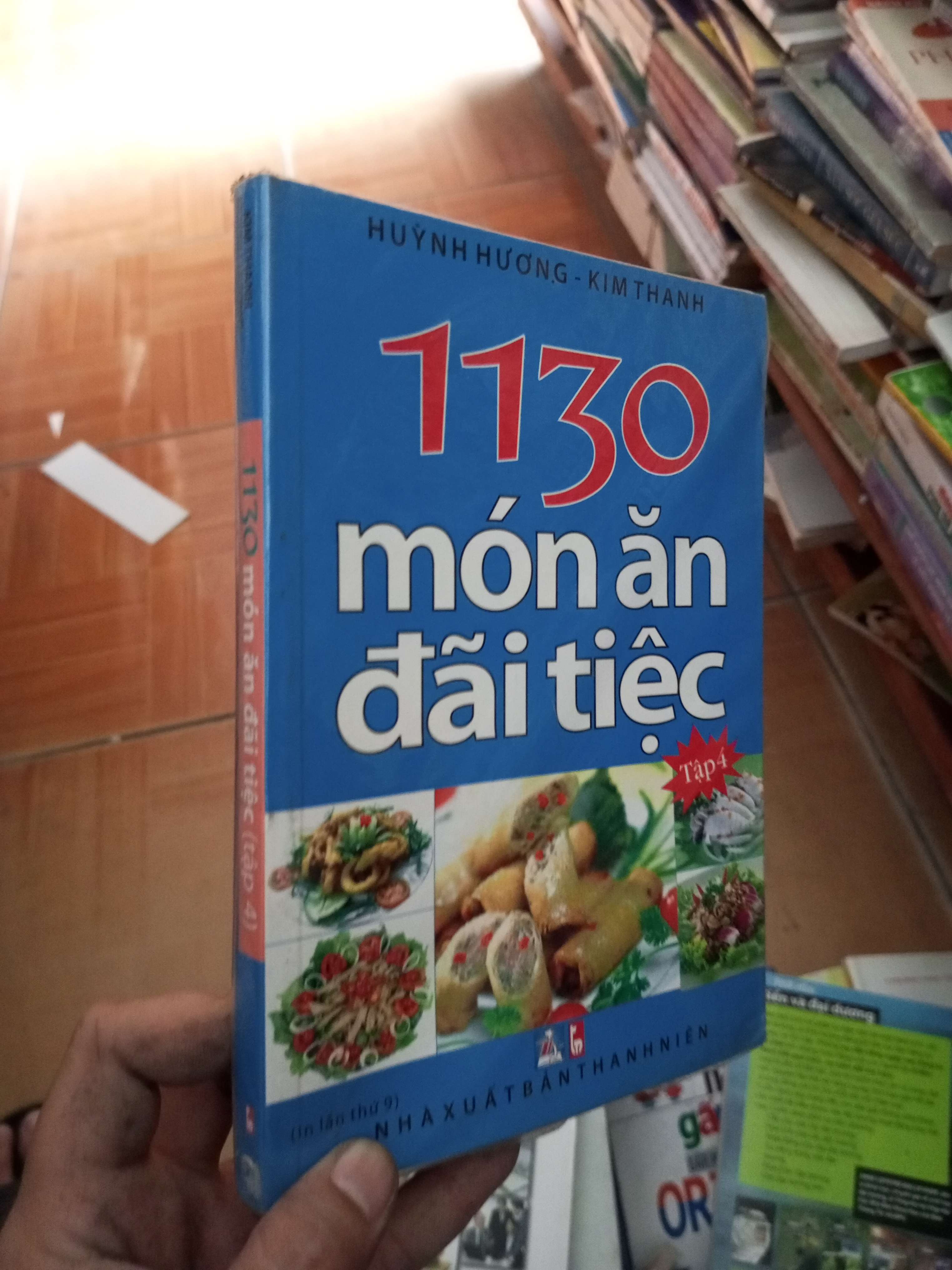 1130 món ăn đãi tiệc - Huỳnh Hương VAVO-AK18
