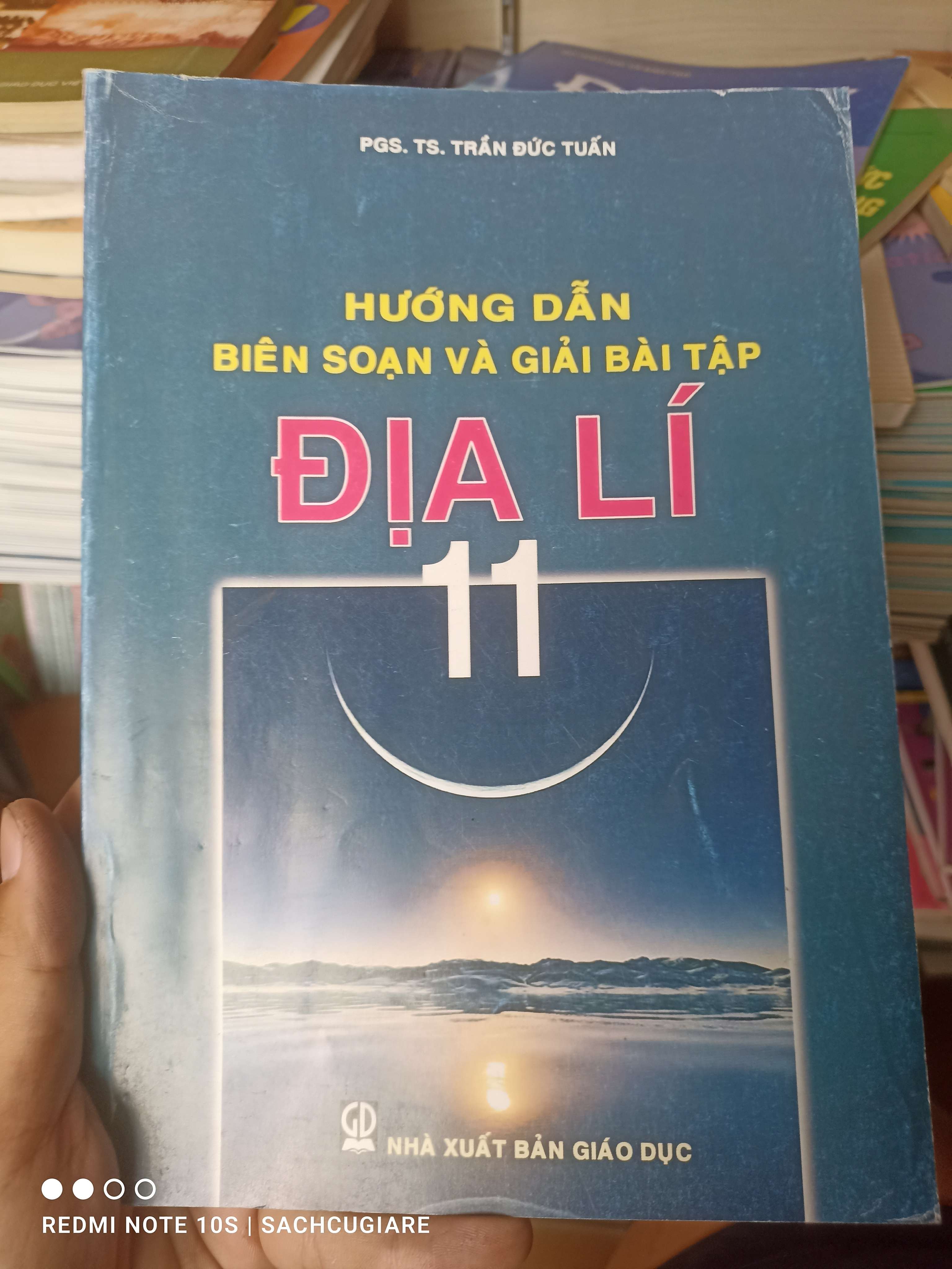 Hướng Dẫn Biên Soạn Và Giải Bài Tập Địa Lí 11 - Trần Đức Tuấn 2007 VAVO-AK2ST3