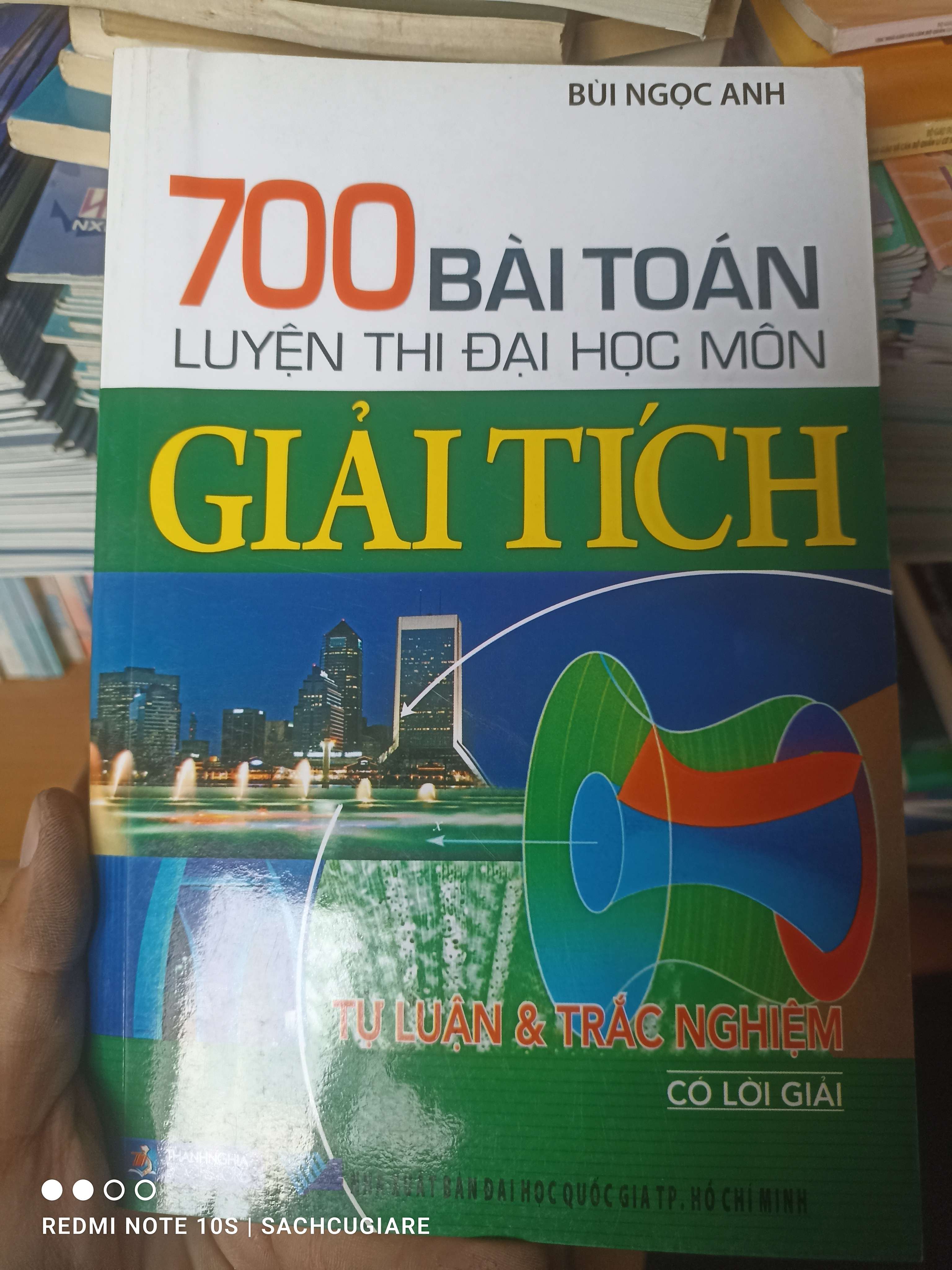 700 Bài Toán Luyện Thi Đại Học Môn Giải Tích (Tự Luận & Trắc Nghiệm Có Lời Giải) - Bùi Ngọc Anh 2013 VAVO-AK2ST2