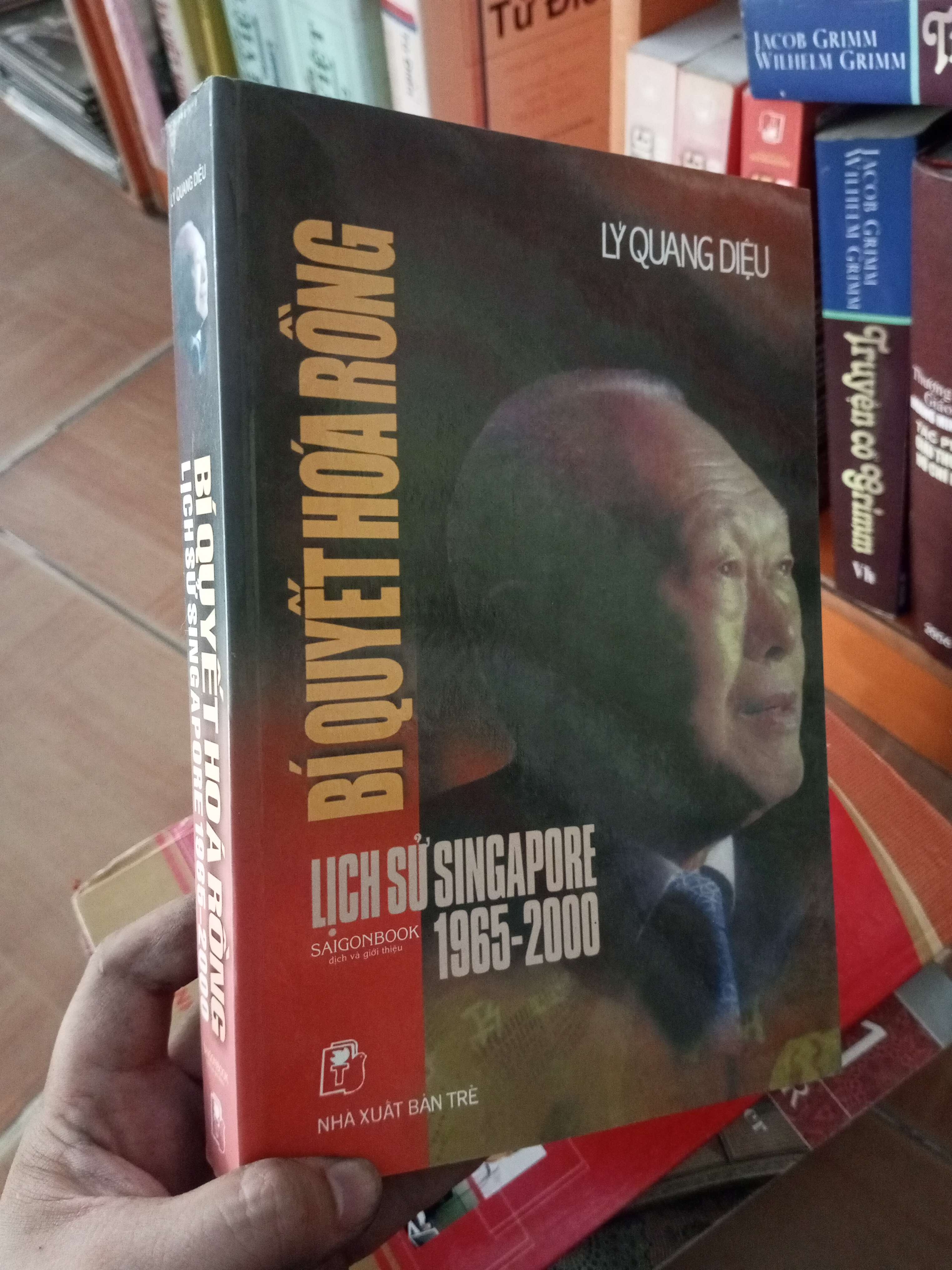 Bí quyết hoá rồng lịch sử Singapore 1965-2000 - Quang Diệu 2001 VAVO-A0