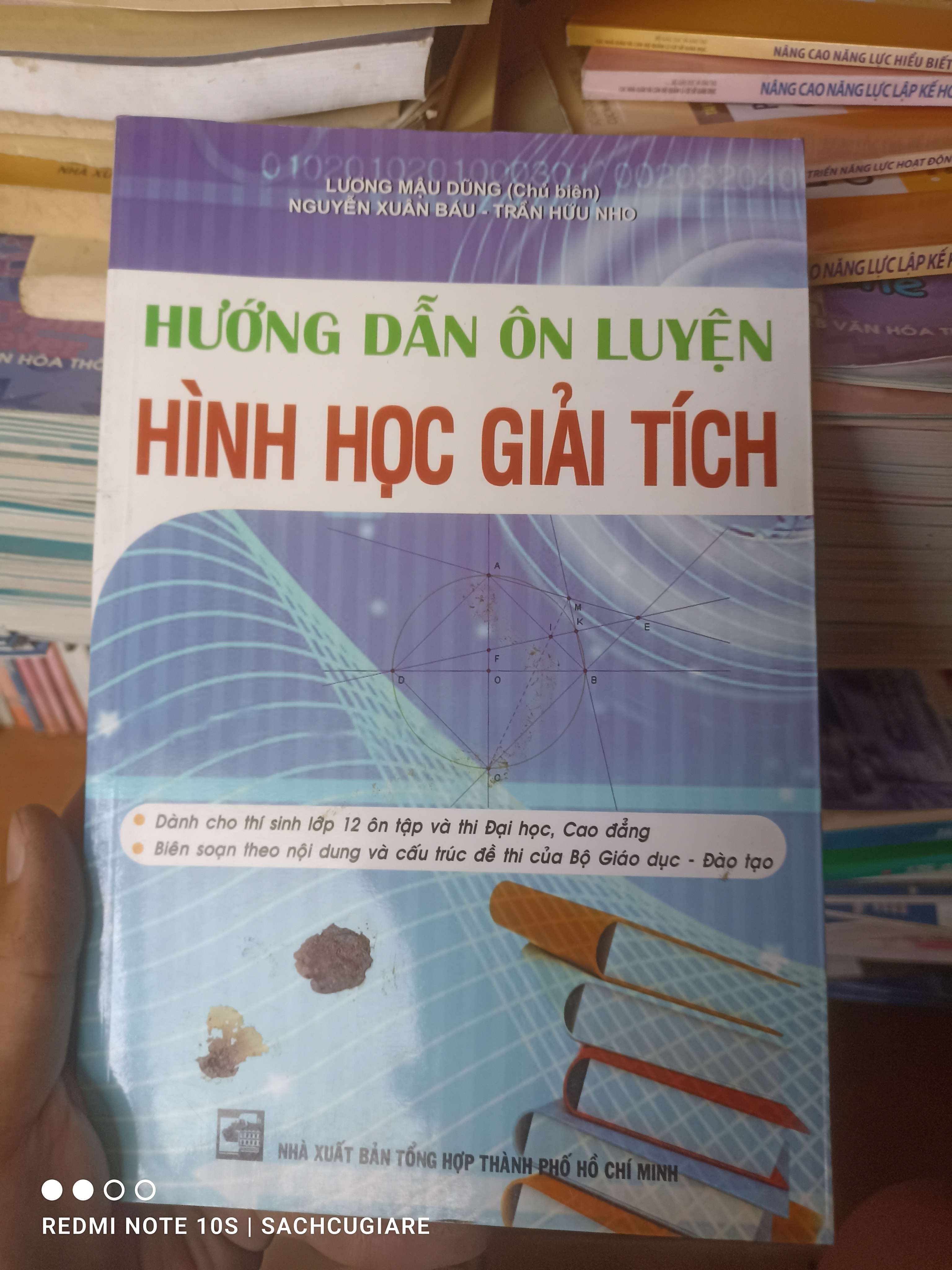 Hướng Dẫn Ôn Luyện Hình Học Giải Tích - Lương Mậu Dũng, Nguyễn Xuân Báu, Trần Hữu Nho 2010 VAVO-AK2ST1