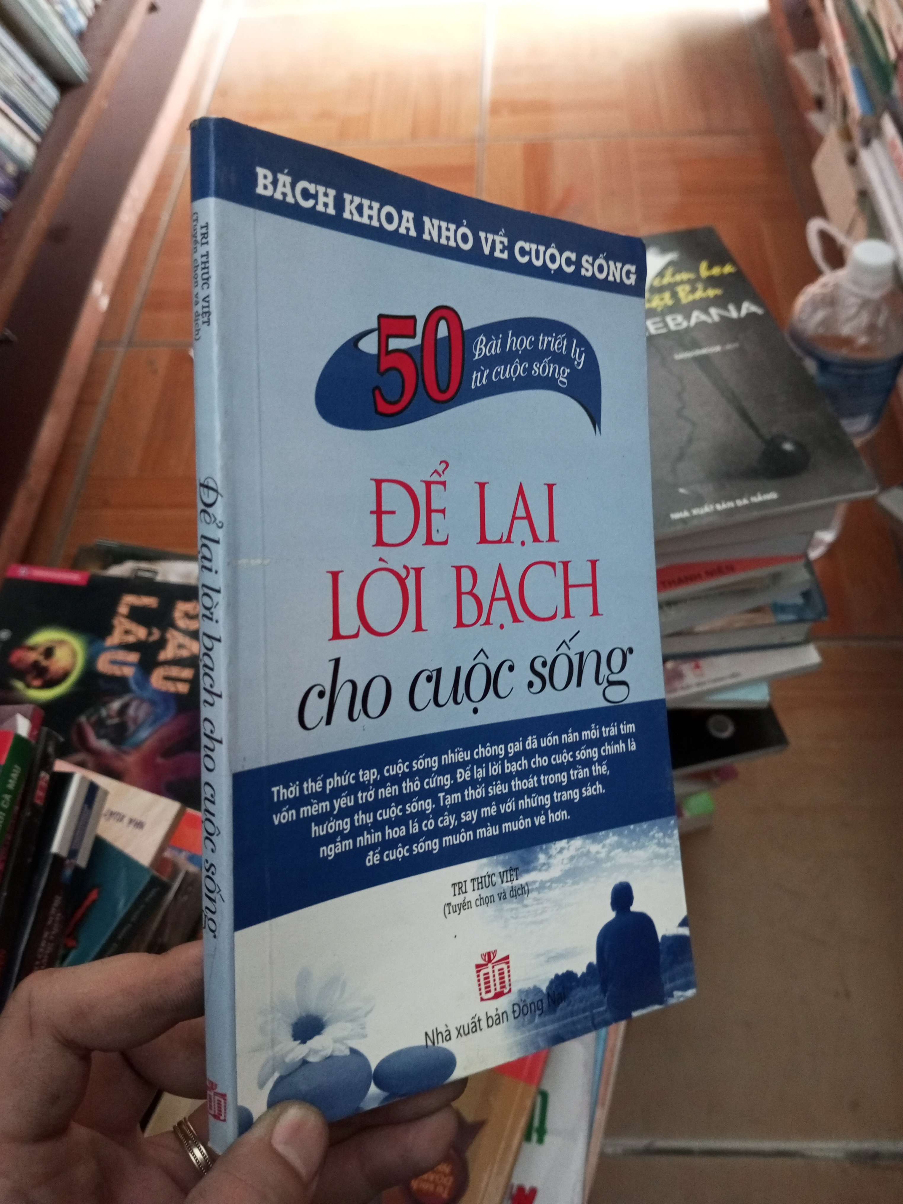 Để lại lời bạch cho cuộc sống - Tri Thức Việt 2011 VAVO-AK18