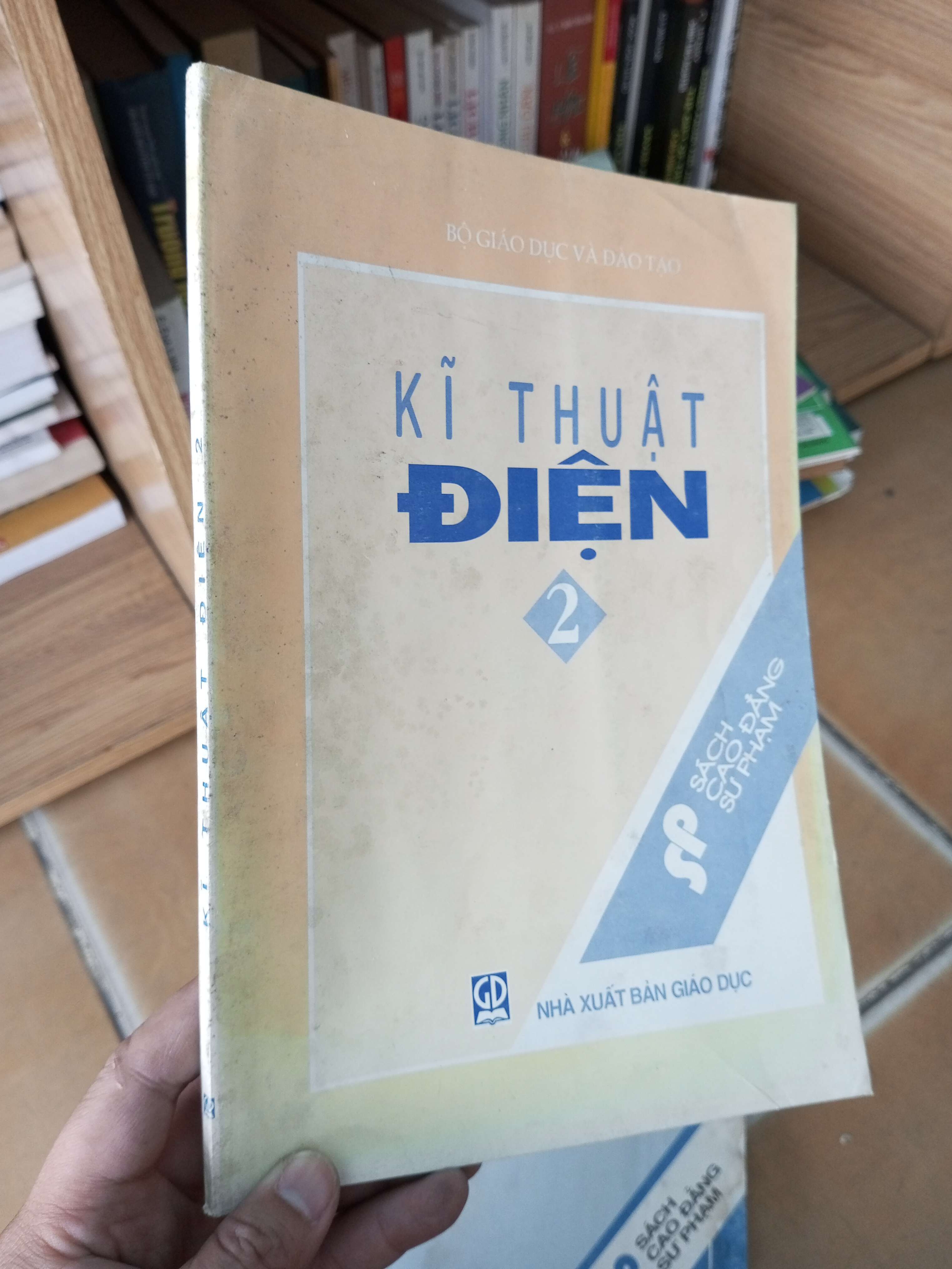Kỹ thuật điện 2 2001 VAVO-A2