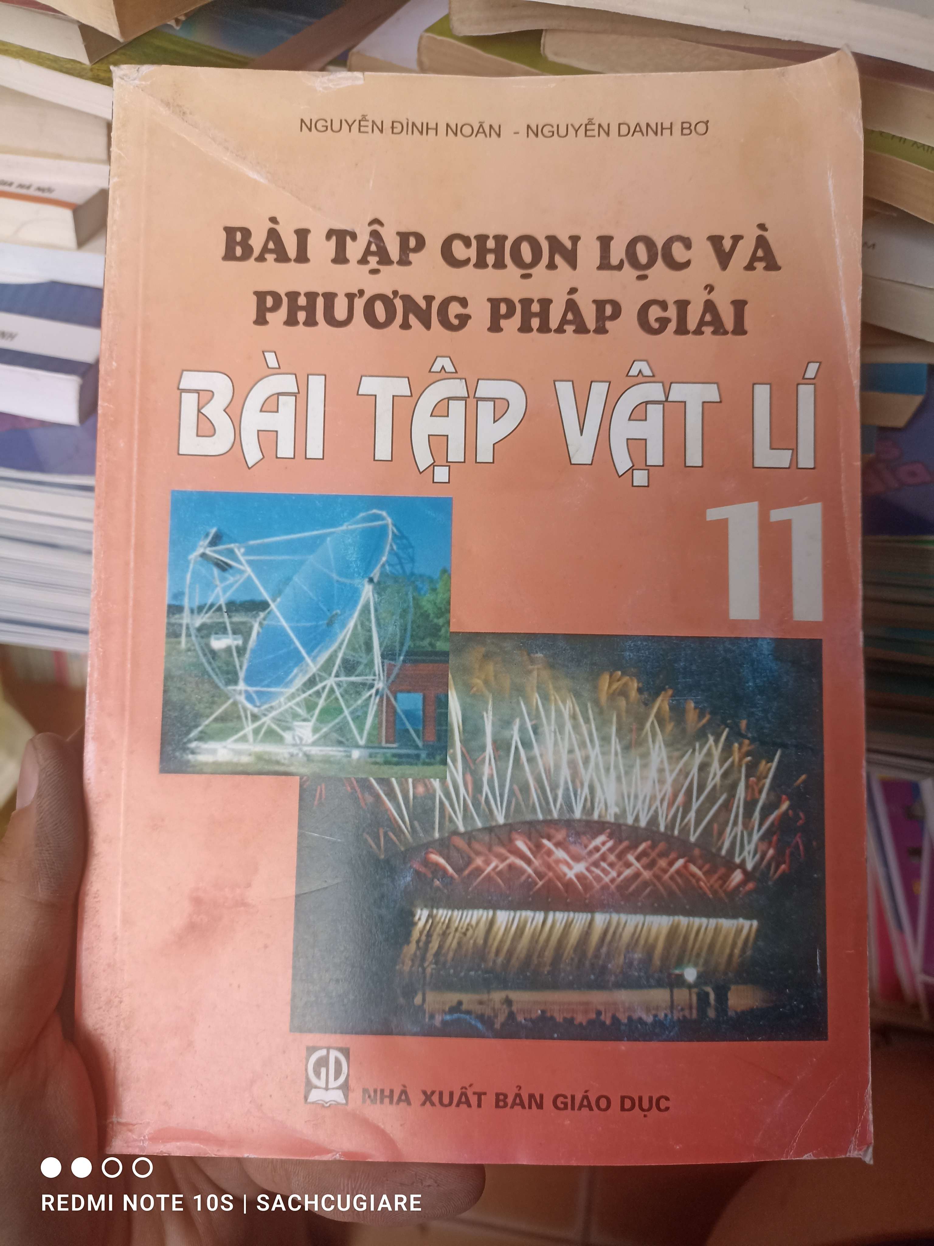 Bài Tập Chọn Lọc Và Phương Pháp Giải Bài Tập Vật Lí 11 - Nguyễn Đình Noãn, Nguyễn Danh Bơ 2007 VAVO-AK2ST2