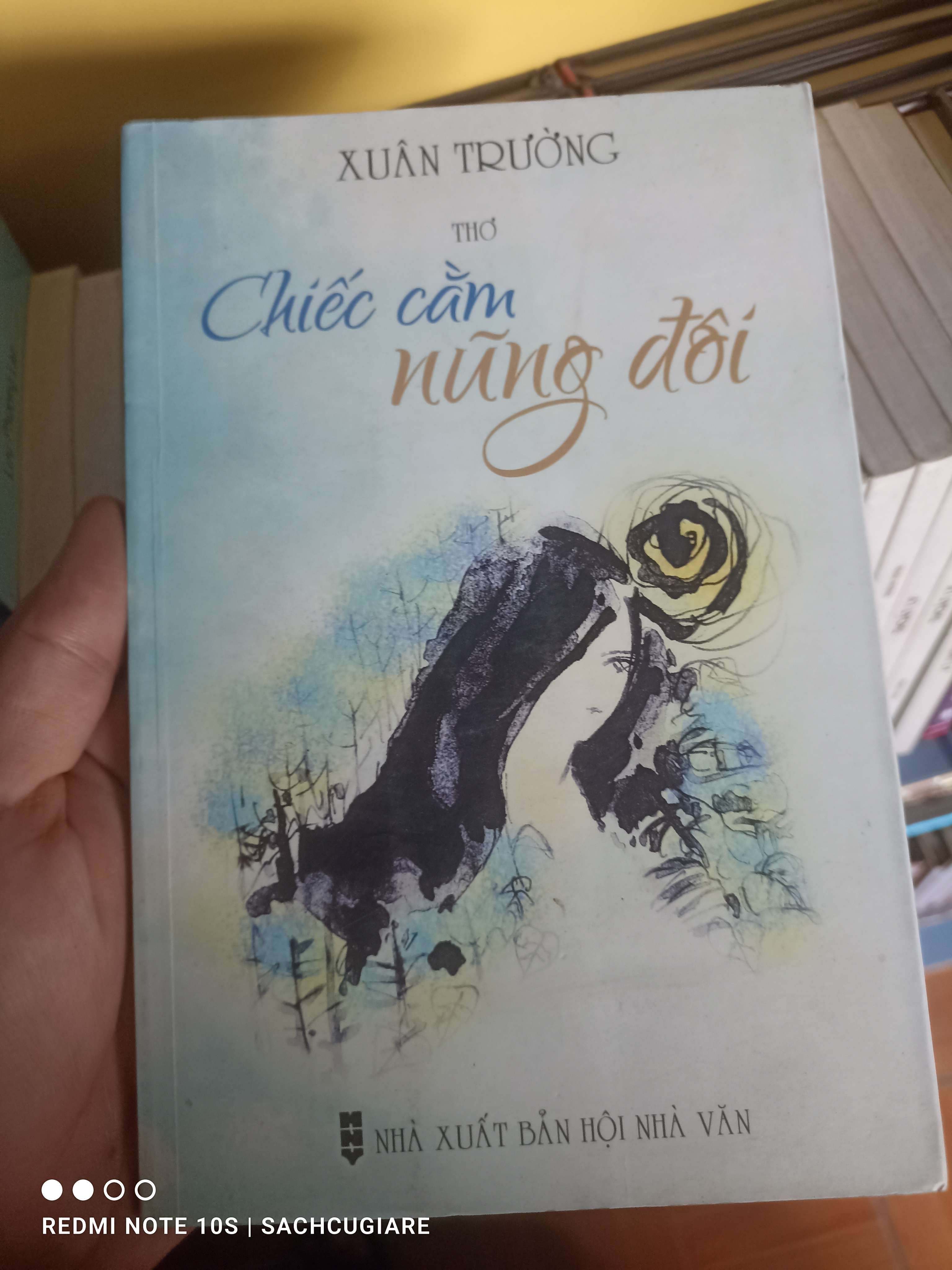 Chiếc cằm nũng đôi - Xuân Trường VAVO-K1D1 -