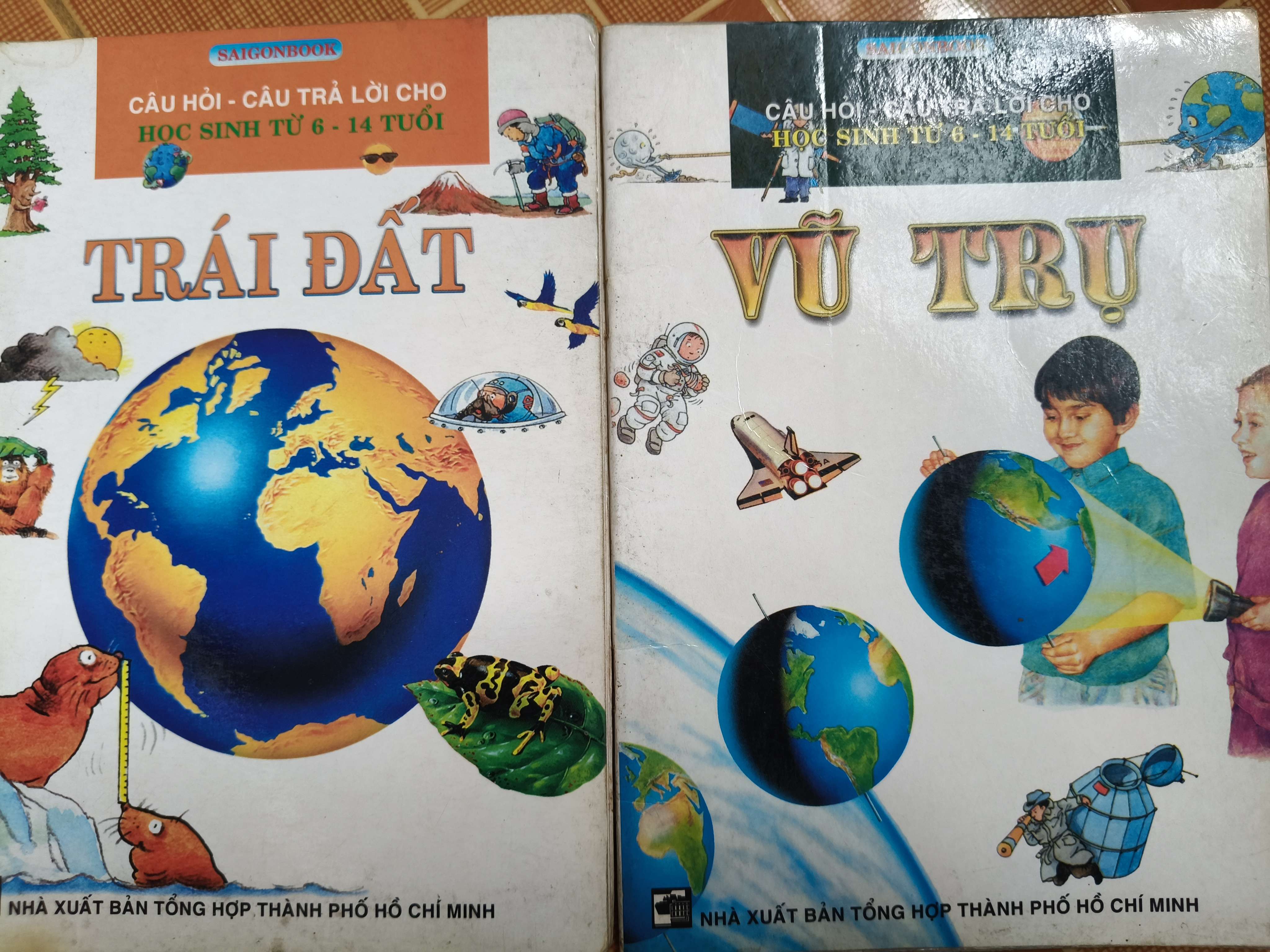 Trái Đất + Vũ trụ - 2004 - 64 trang Sách kiến thức tổng hợp ANTQ