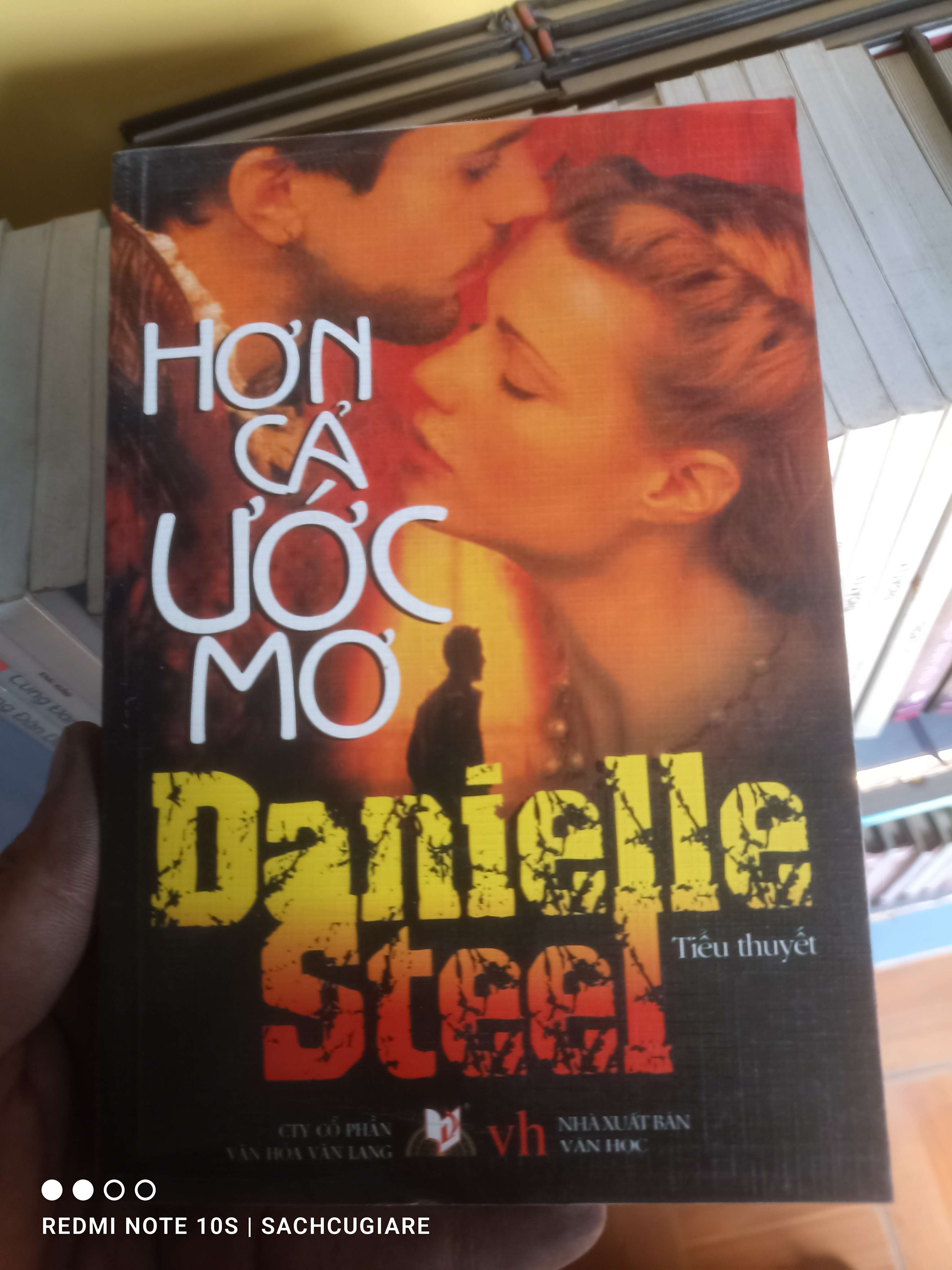 Hơn cả ước mơ - Danielle Steel VAVO-K2SD2-12 -