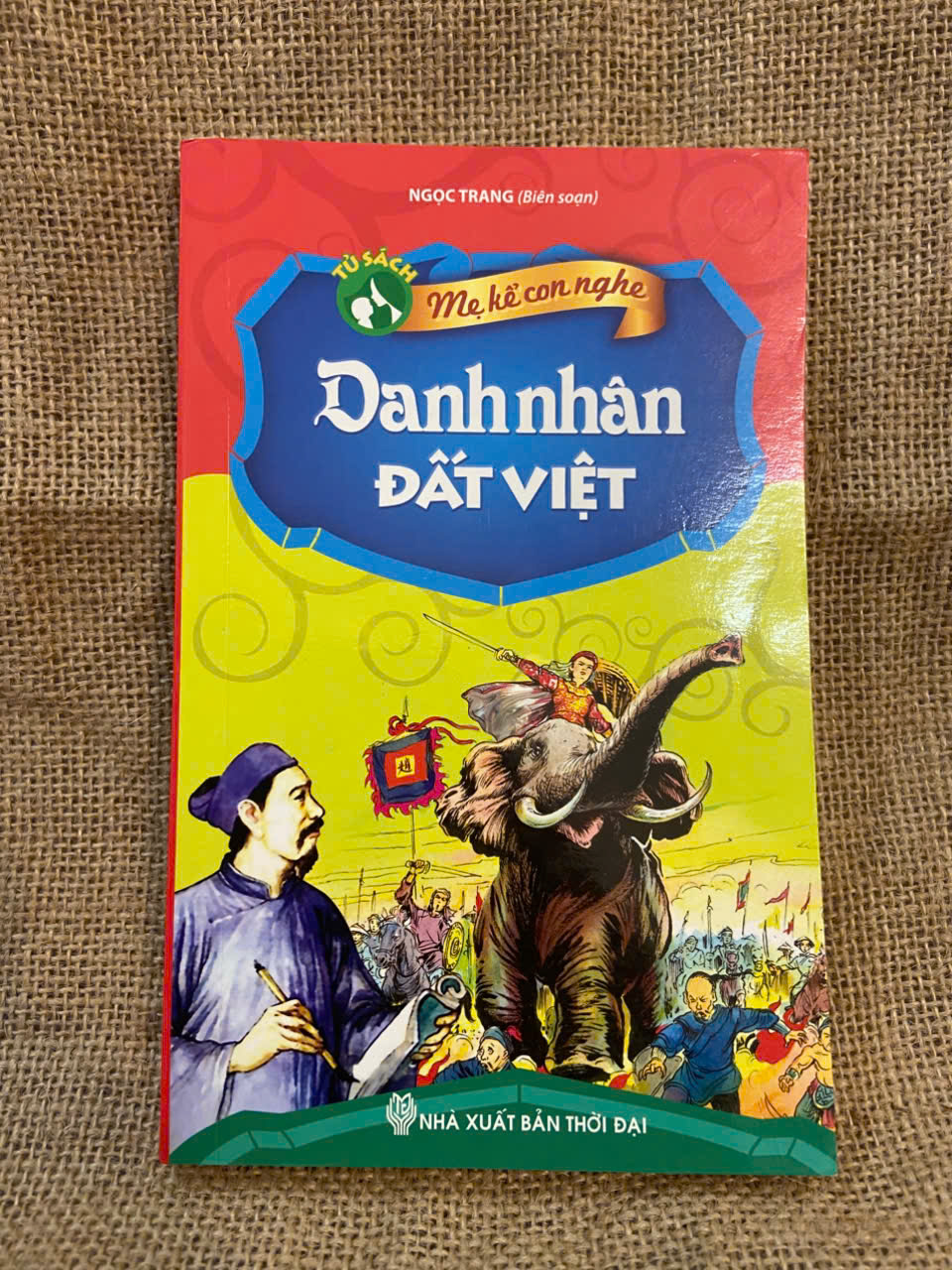 Danh nhân Đất Việt 2014 mới 90% có chữ ký và note của chủ cũ, không ảnh hưởng nội dung Sách truyện NSX1004
