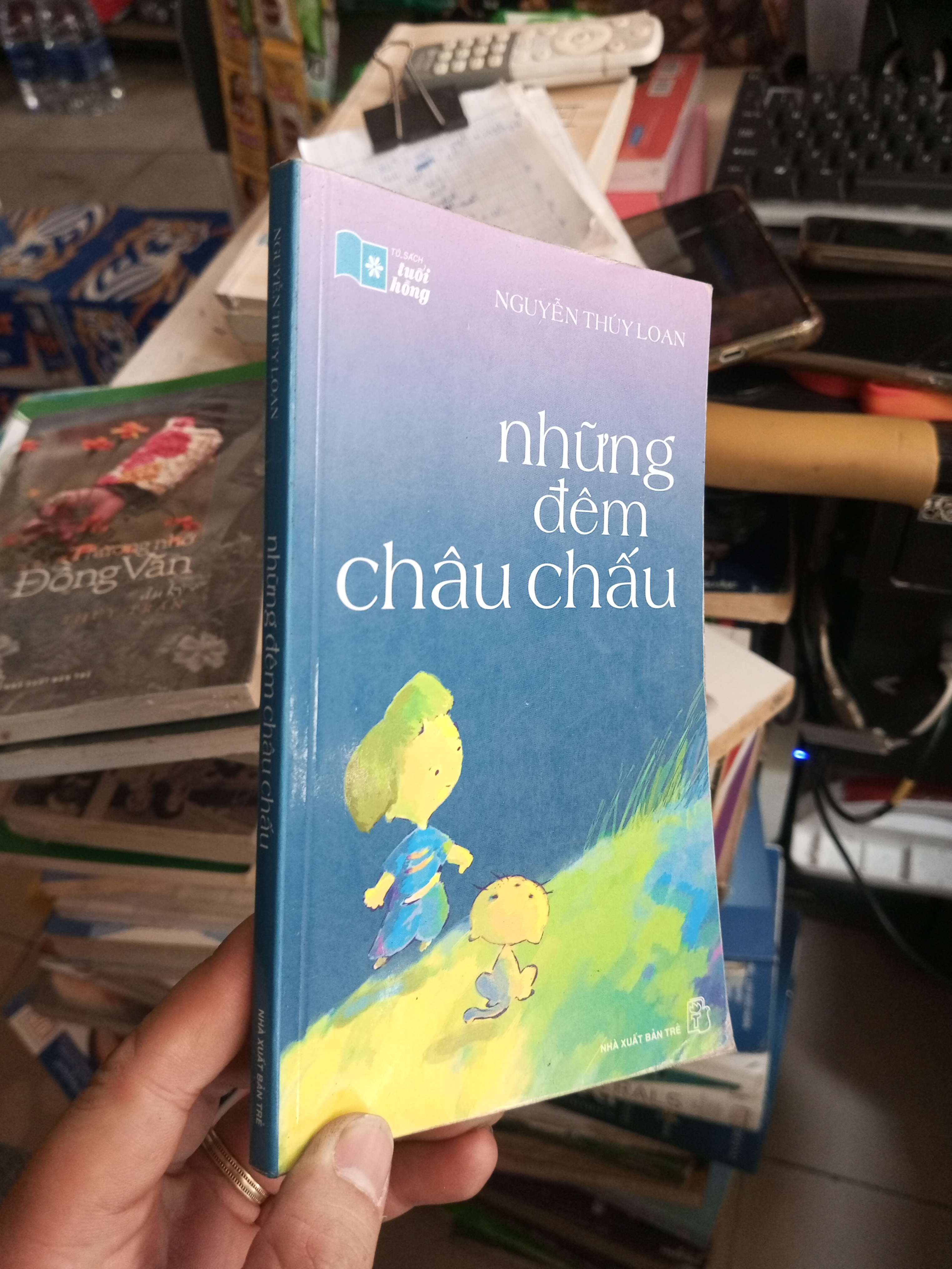 Những Đêm Châu Chấu - Nguyễn Thúy Loan 2009 mới 80% ố Văn học Việt Nam HCM1004 (NSX)