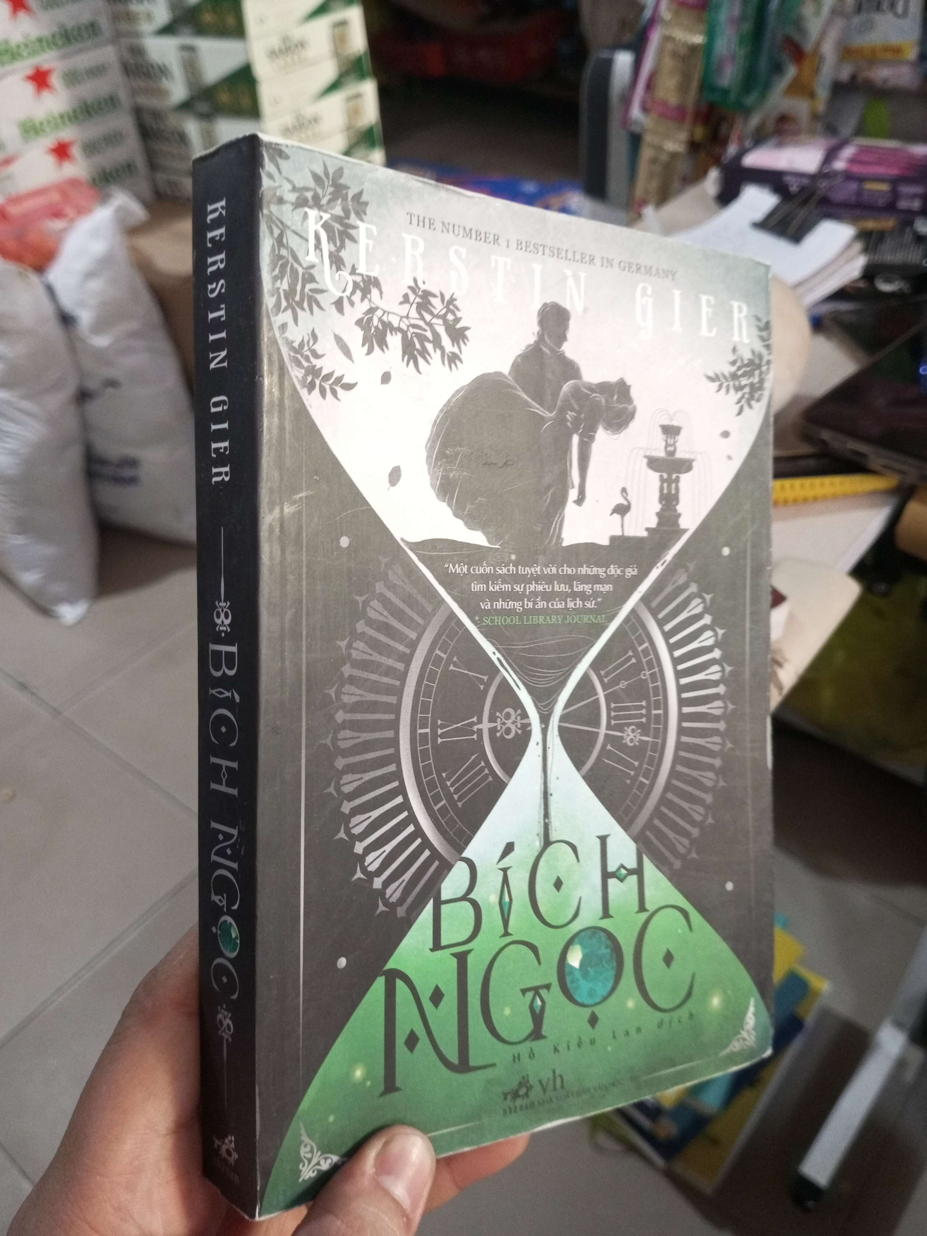 Bích Ngọc - Kerstin Gier 2016 mới 80% ố rách bìa nhẹ Tiểu Thuyết HCM1004 (NSX)