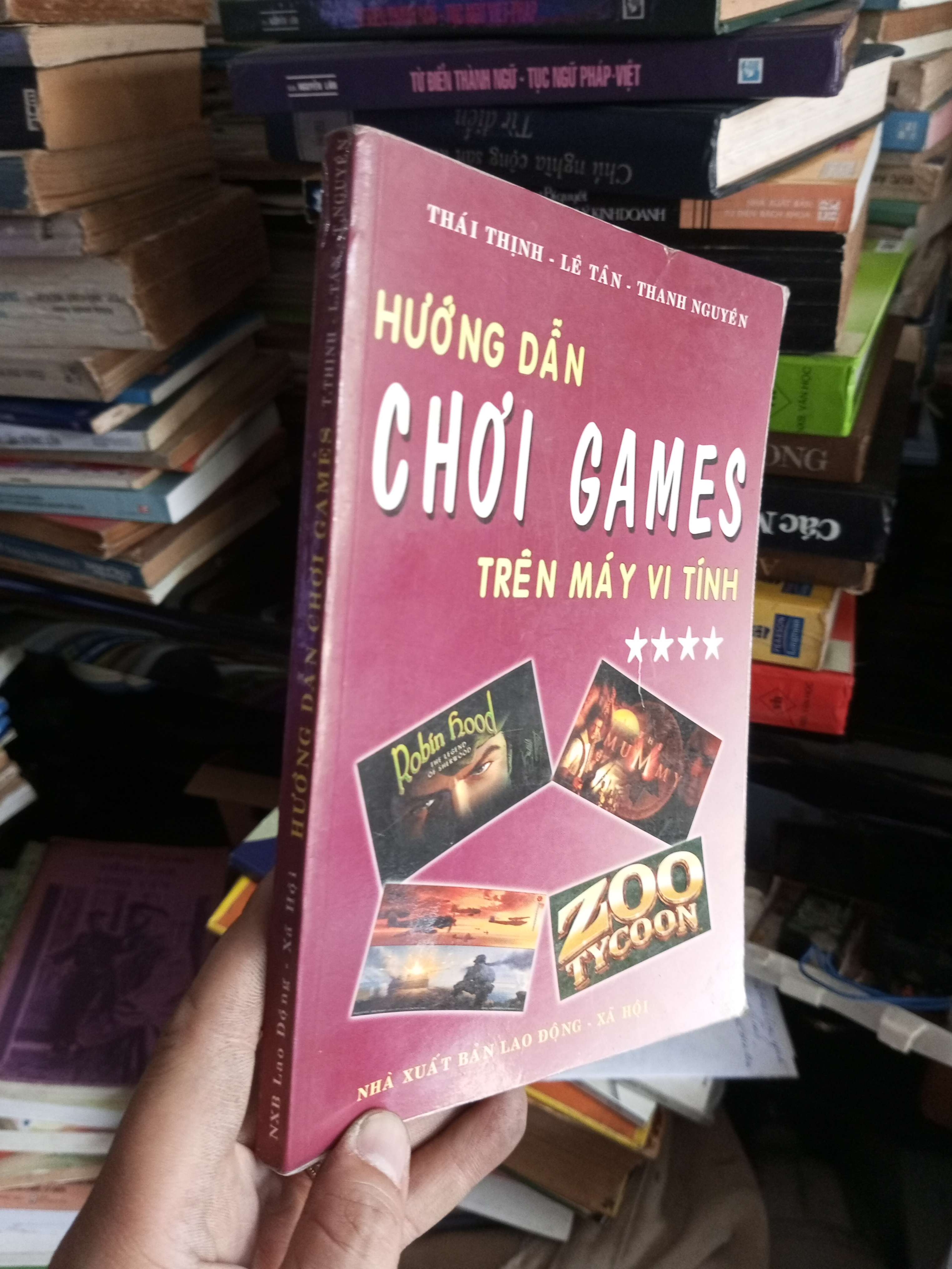 Hướng dẫn chơi game trên máy tính tập 4 2004 Sách kiến thức tổng hợp KSX1004