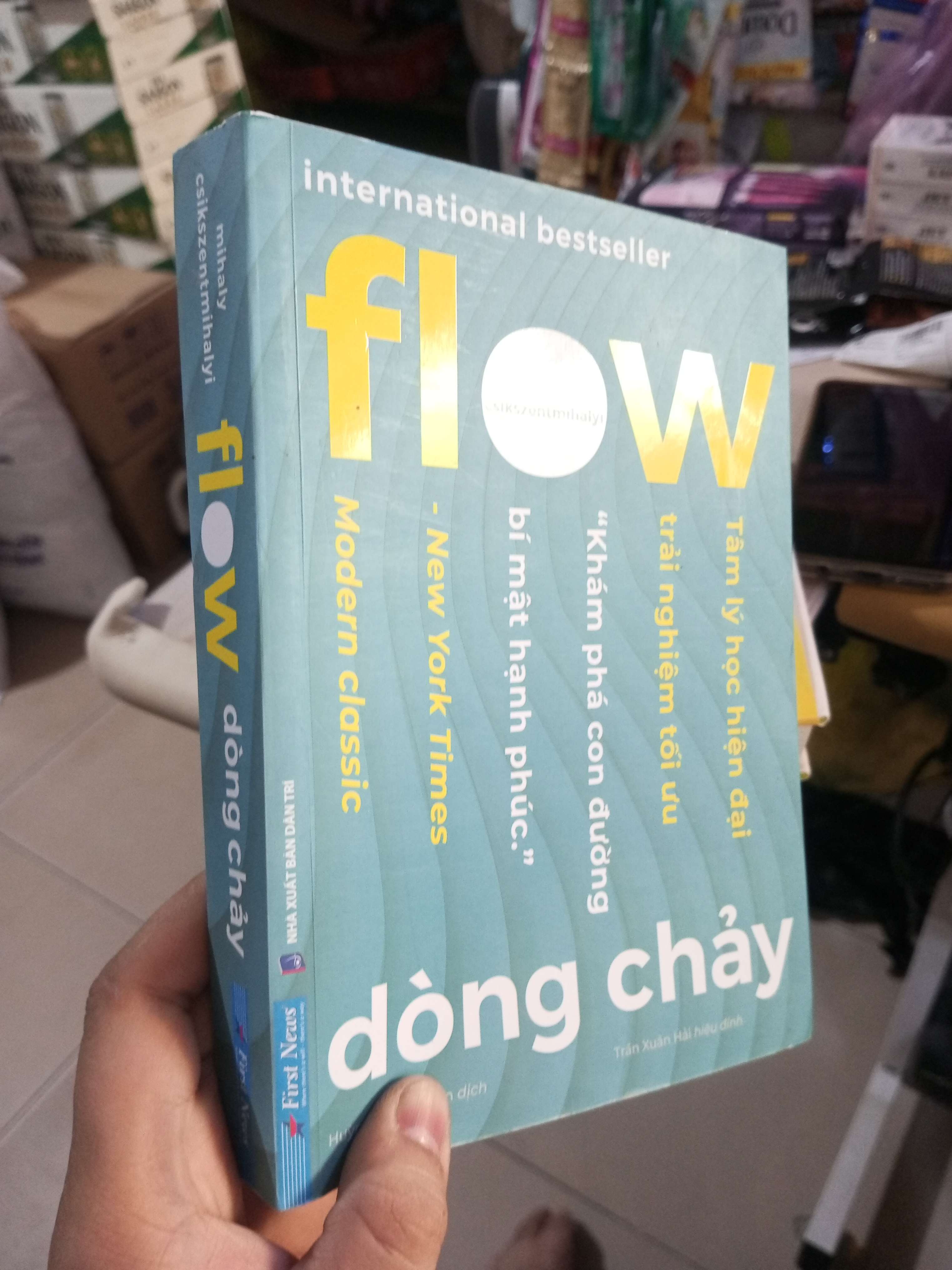 Flow Dòng Chảy - Mihaly Csikszentmihalyi 2023 mới 90% Kỹ năng sống HCM1004 (NSX)