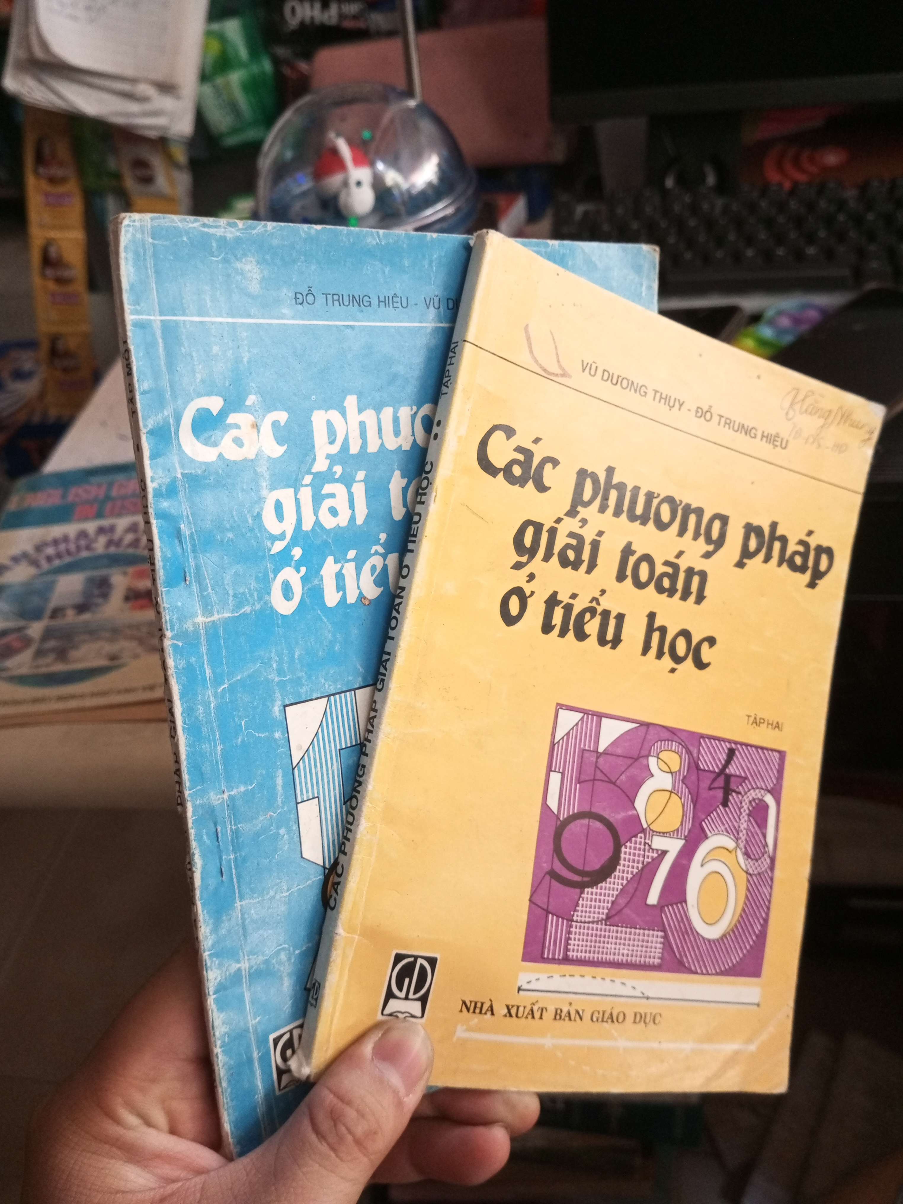Các Phương Pháp Giải Toán Ở Tiểu Học (Bộ 2 Tập) - Đỗ Trung Hiệu, Vũ Dương Thụy 2001 mới 80% ố Tham khảo - luyện thi HCM1004