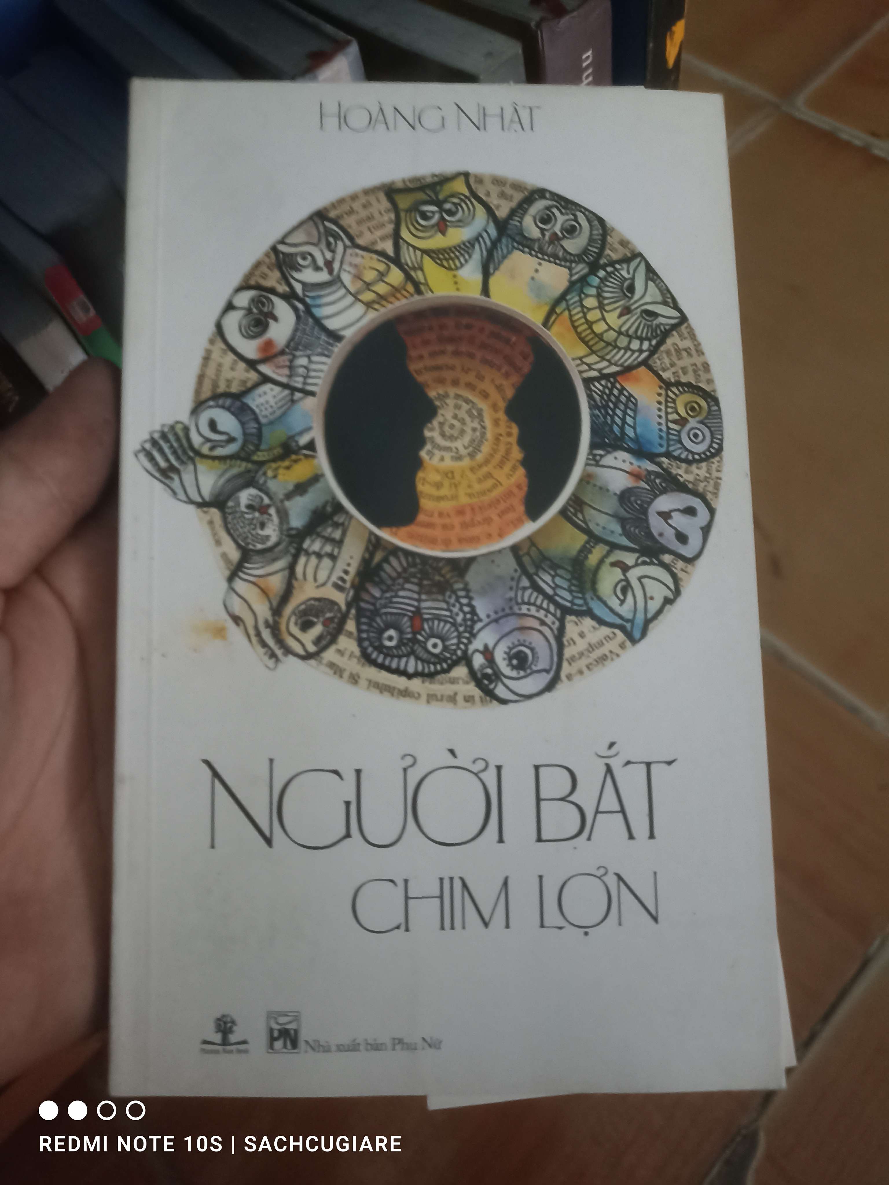 Người bắt chim lợn - Hoàng Nhật Văn học Việt Nam VAVO1004
