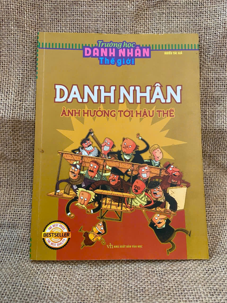 Danh nhân ảnh hưởng tới hậu thế 2015 mới 90% Sách Danh nhân NSX1004