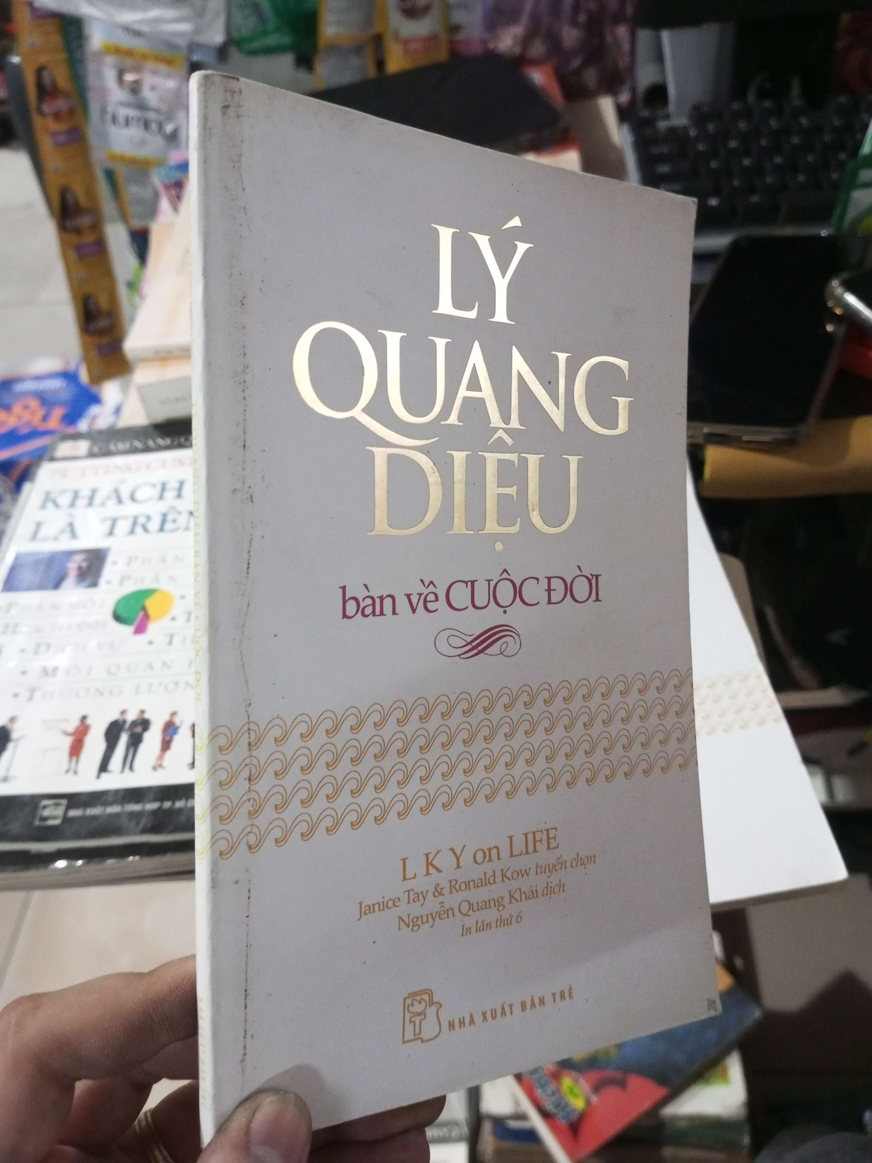 Lý Quang Diệu: Bàn Về Cuộc Đời - Janice Tay, Ronald Kow 2018 mới 80% ố Kỹ năng sống HCM1004 (NSX)