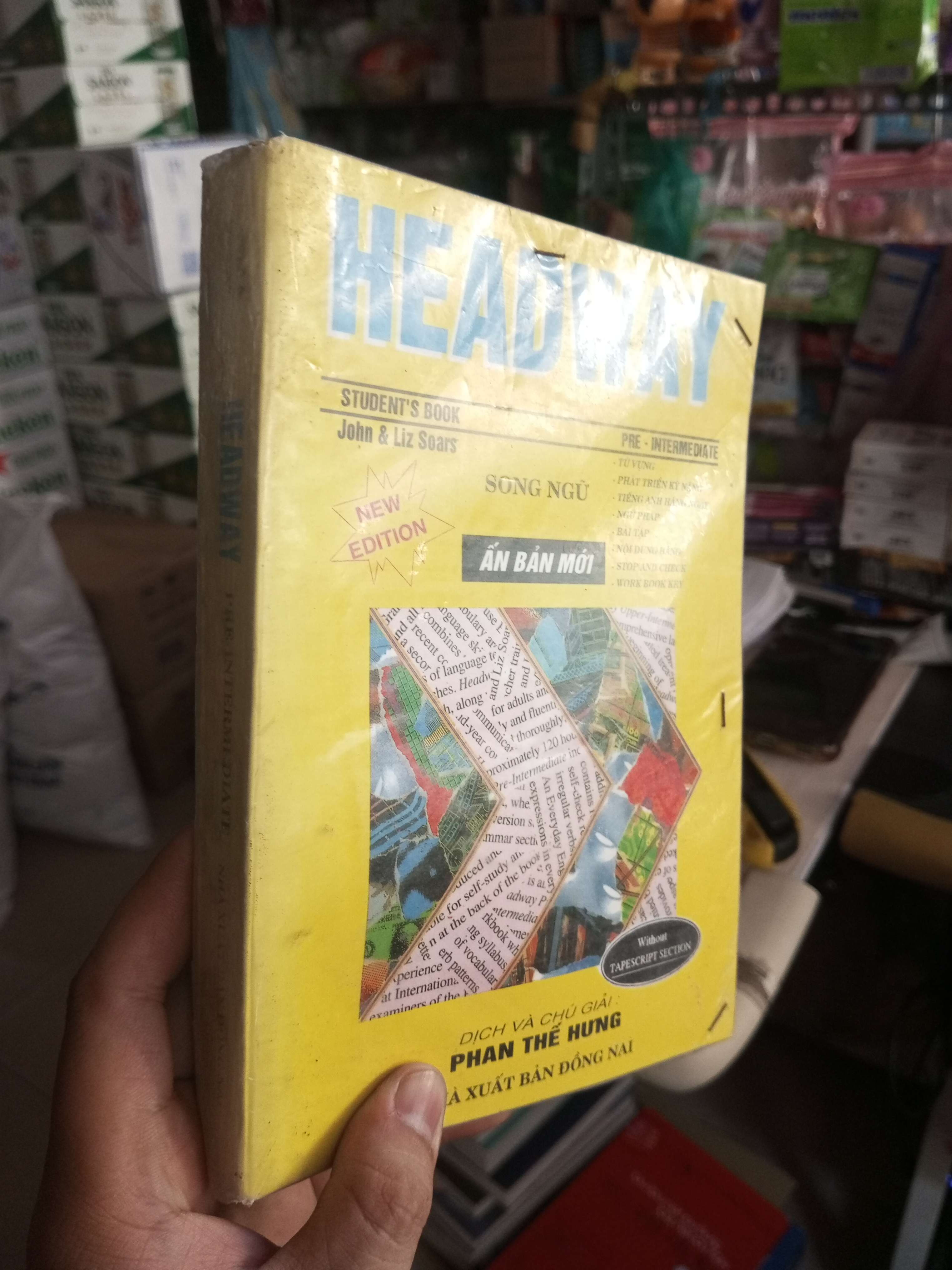 Headway Student's Book (Pre-Intermediate) - John & Liz Soars mới 80% Sách tự học tiếng Anh HCM1004 (NSX)