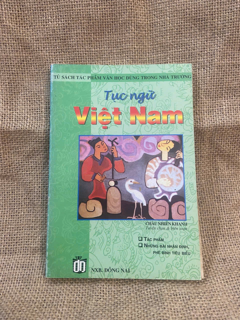 Tục ngữ Việt Nam - Châu Nhiên Khanh 2000 mới 90% có chữ ký của chủ cũ Văn học Việt Nam NSX1004