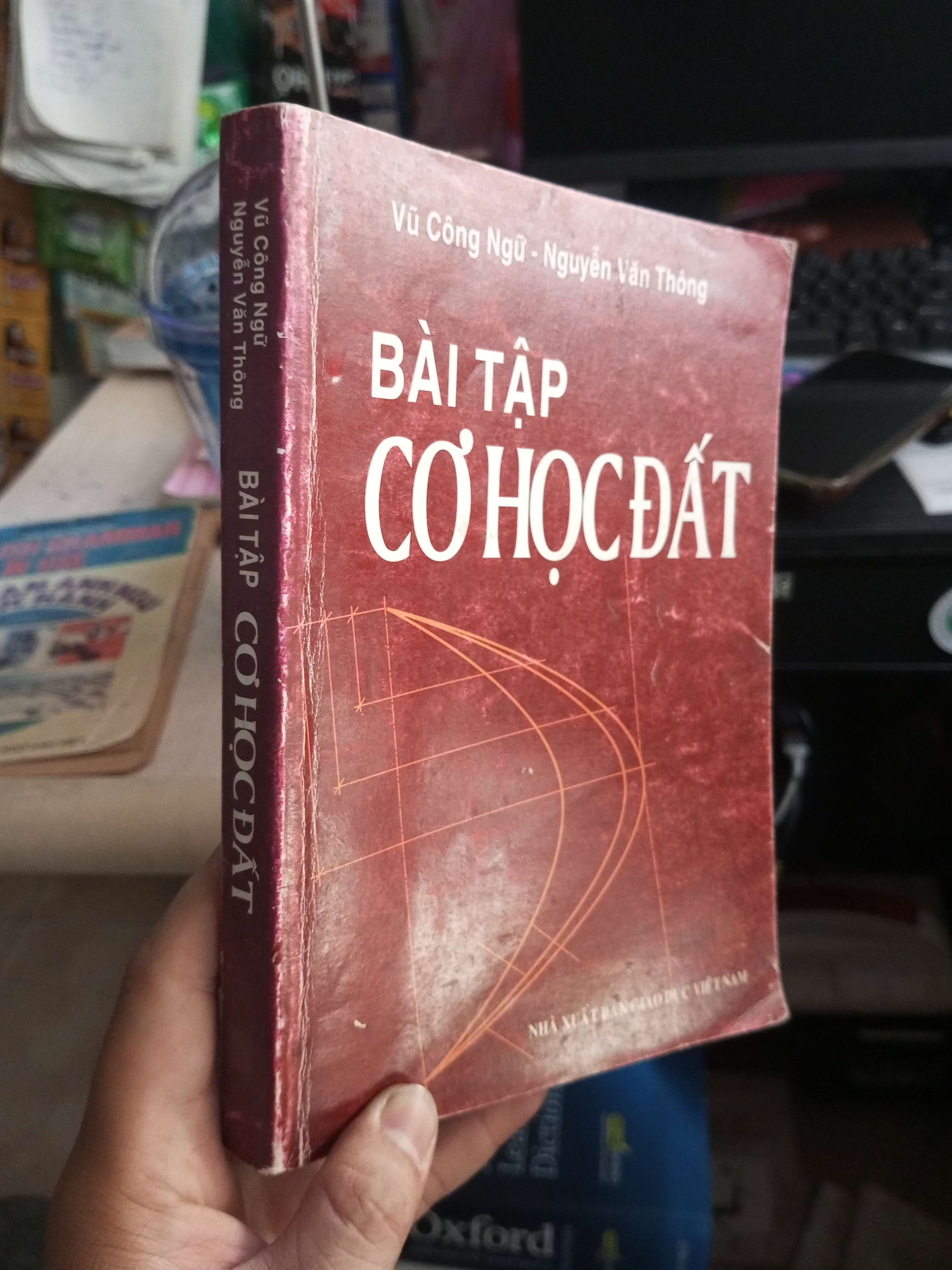 Bài Tập Cơ Học Đất - Vũ Công Ngữ, Nguyễn Văn Thông 2010 mới 80% ố Giáo trình đại học - cao đẳng HCM1004 (NSX)