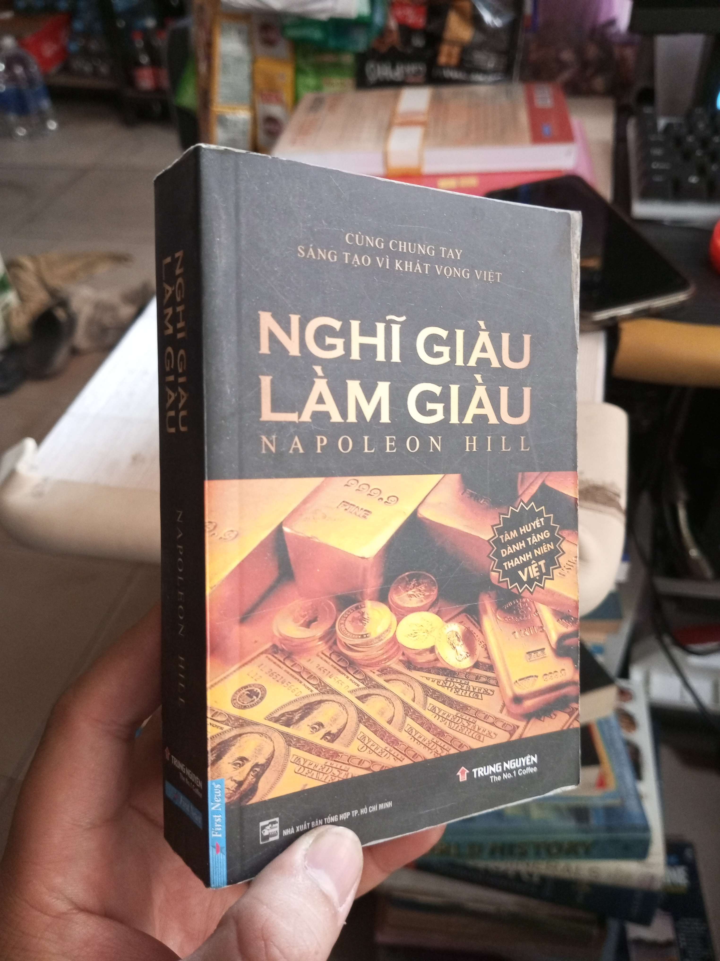 Nghĩ Giàu Làm Giàu - Napoleon Hill 2013 mới 80% ố Sách kinh tế - tài chính - chứng khoán HCM1004