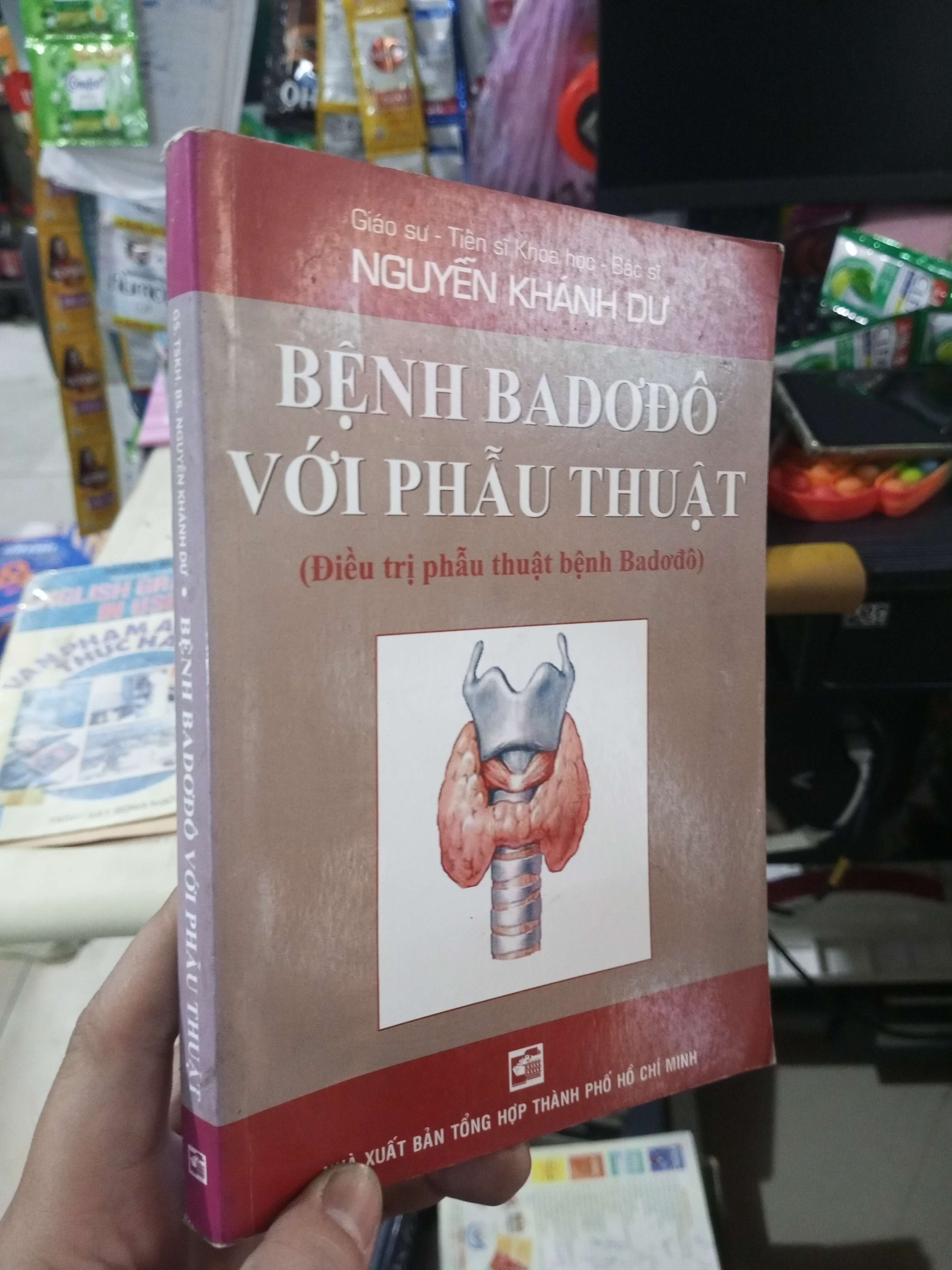 Bệnh Badođô Với Phẫu Thuật - Nguyễn Khánh Dư 2011 mới 80% ố nhẹ Sách Y học - Sức khỏe - Thể thao HCM1004 (NSX)