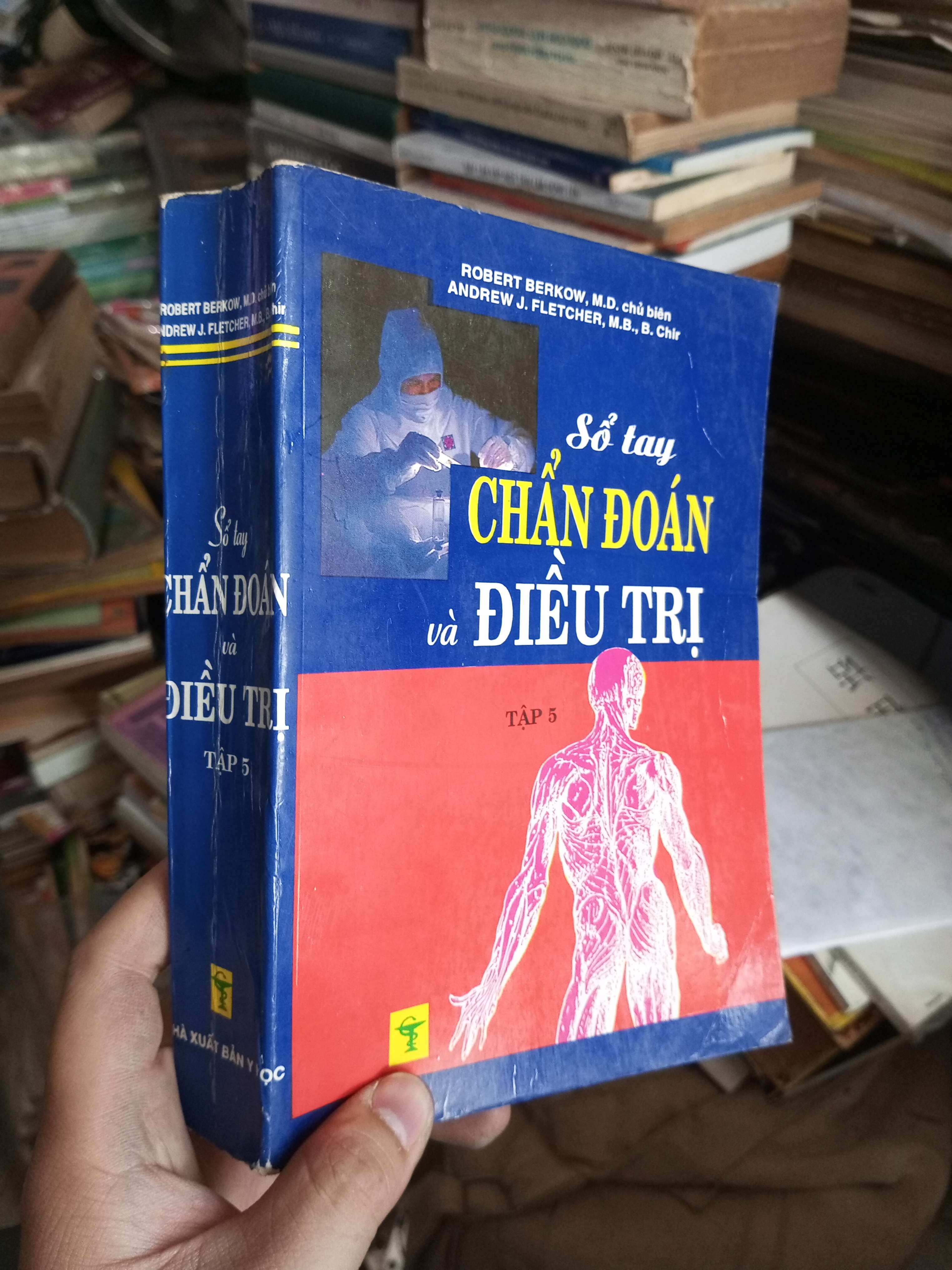 Sổ tay chẩn đoán và điều trị tập 5 2000 Sách Y học - Sức khỏe - Thể thao KSX1004