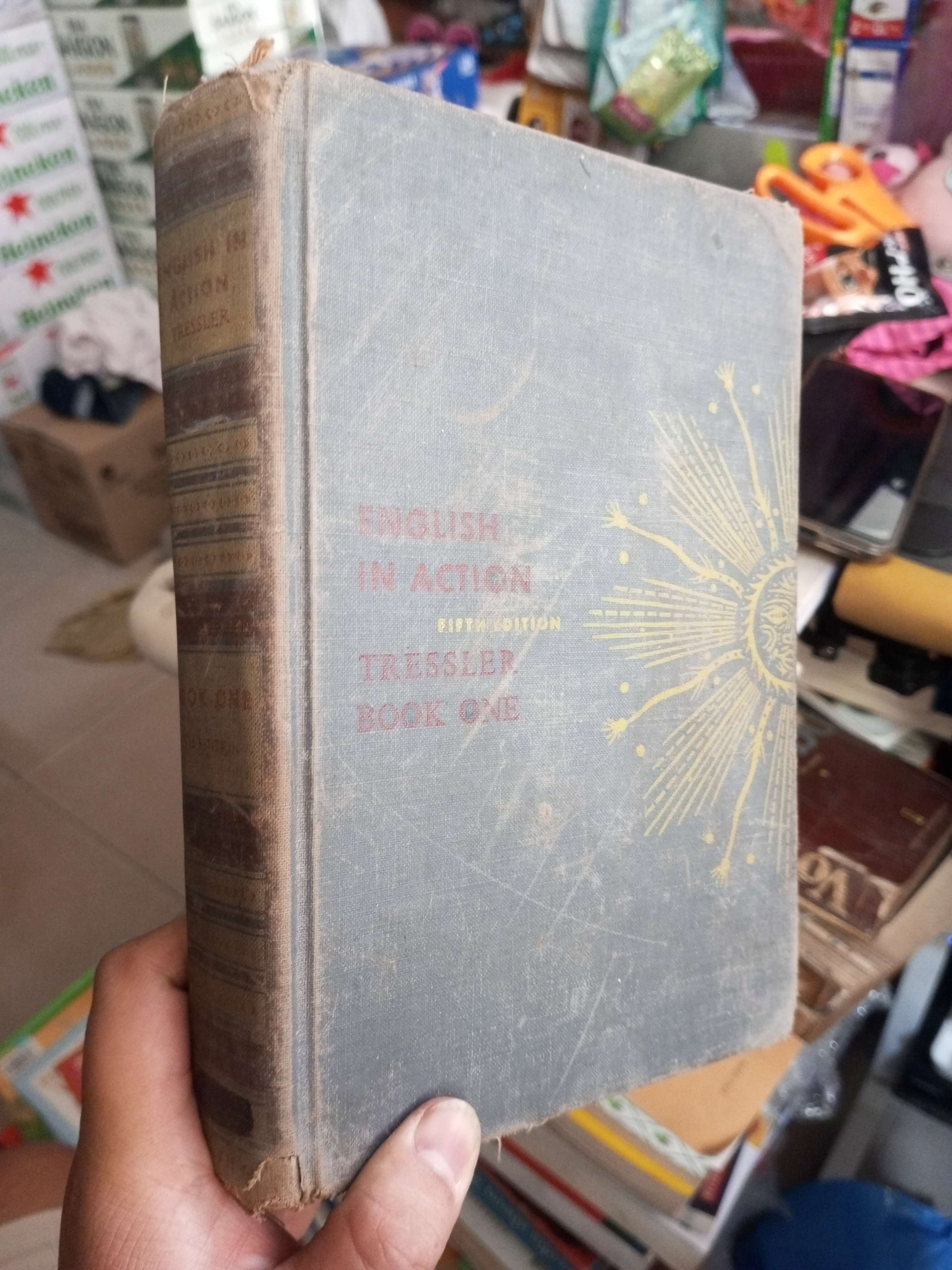 English In Action (Tập 1) - Tressler bìa cứng mới 80% ố chóc bìa Sách tự học tiếng Anh HCM1004