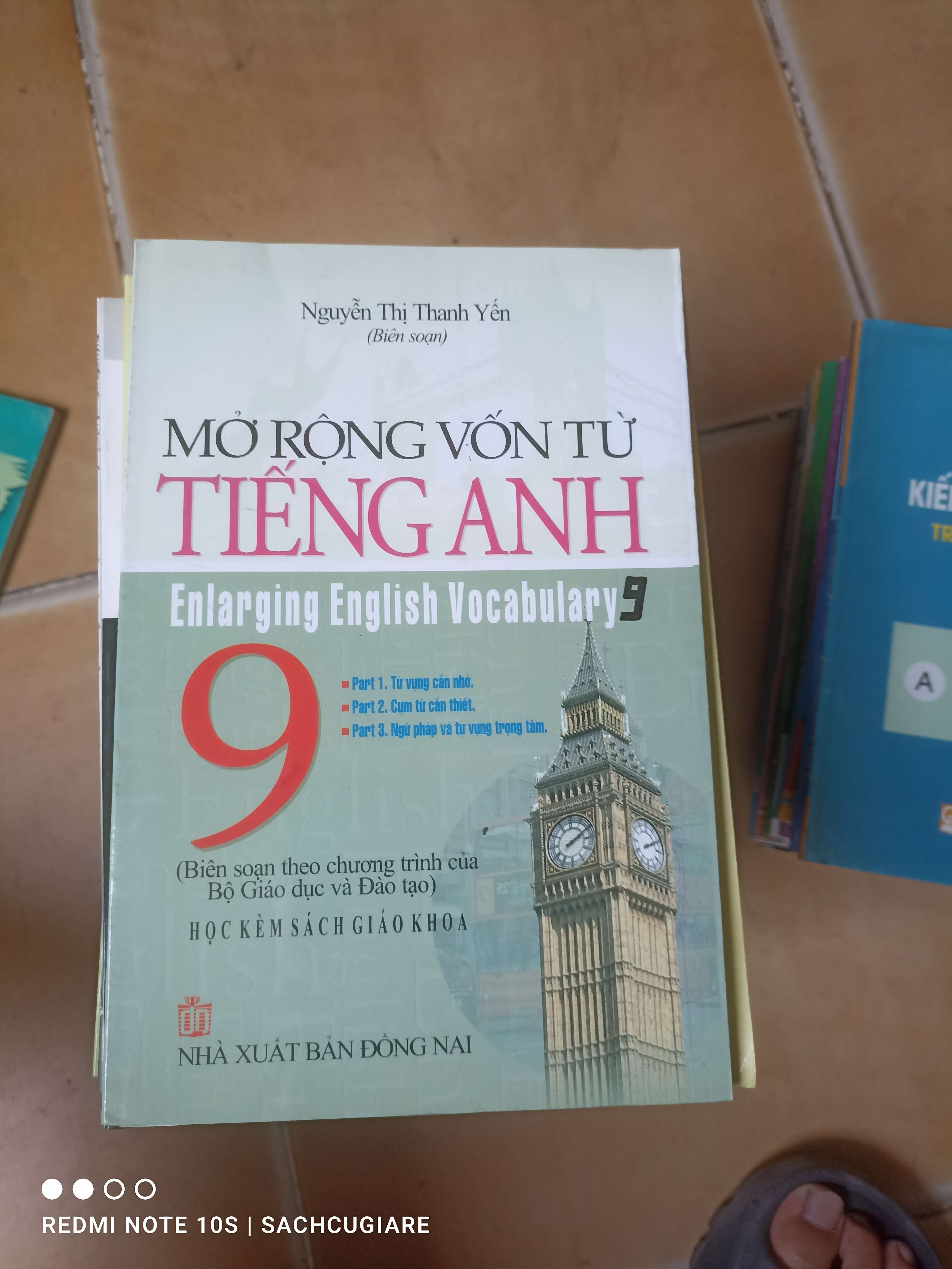 Mở Rộng Vốn Từ Tiếng Anh 9 (Enlarging English Vocabulary 9, Biên Soạn Theo Chương Trình Của Bộ Giáo Dục Và Đào Tạo) - Nguyễn Thị Thanh Yến 2012 (Sách tự học tiếng Anh) VAVO1304-AK3T2