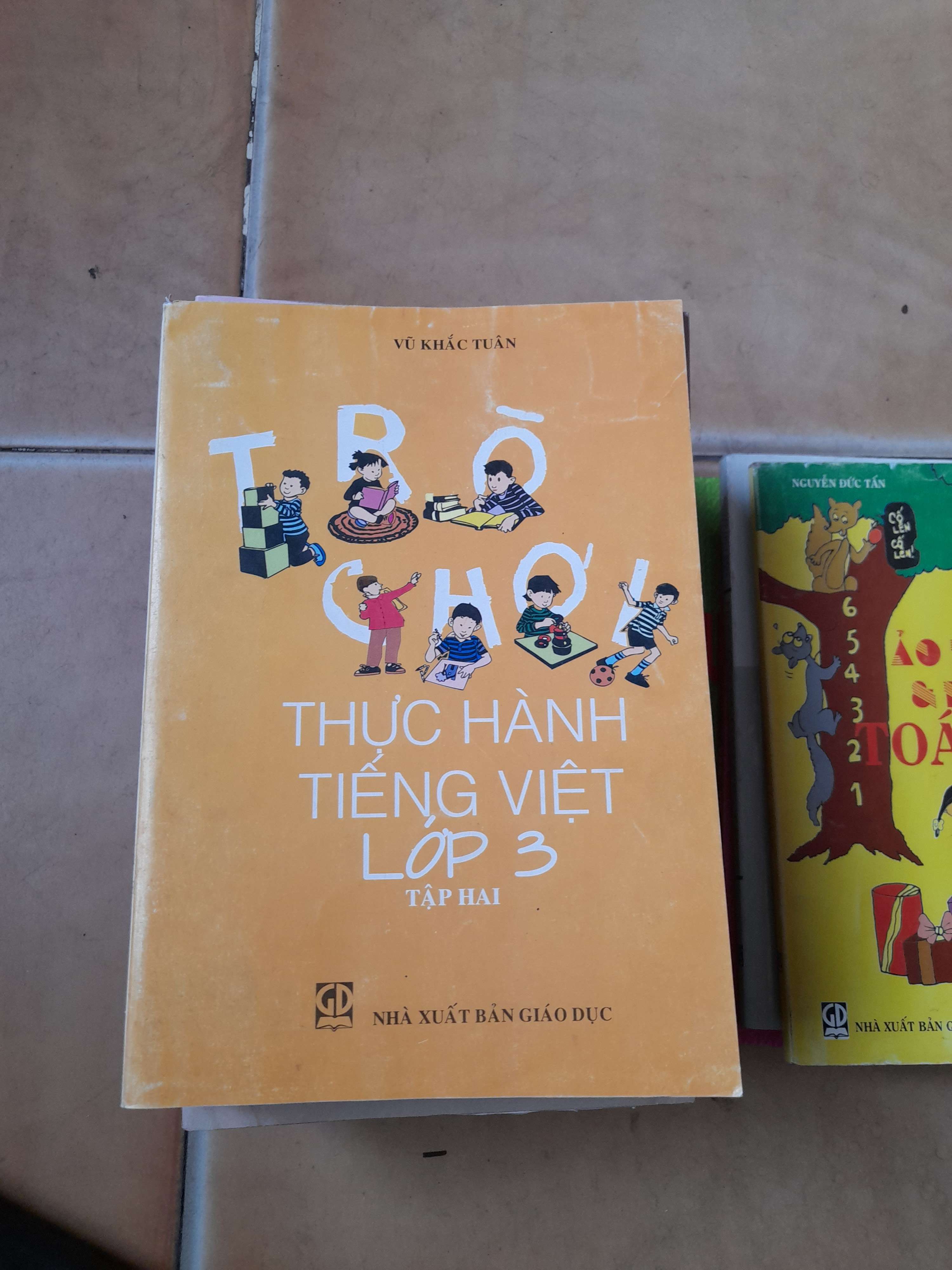 Trò Chơi Thực Hành Tiếng Việt Lớp 3 (Tập 2) - Vũ Khắc Tuân 2006 (Tham khảo - luyện thi) VAVO1304-AK3ST1