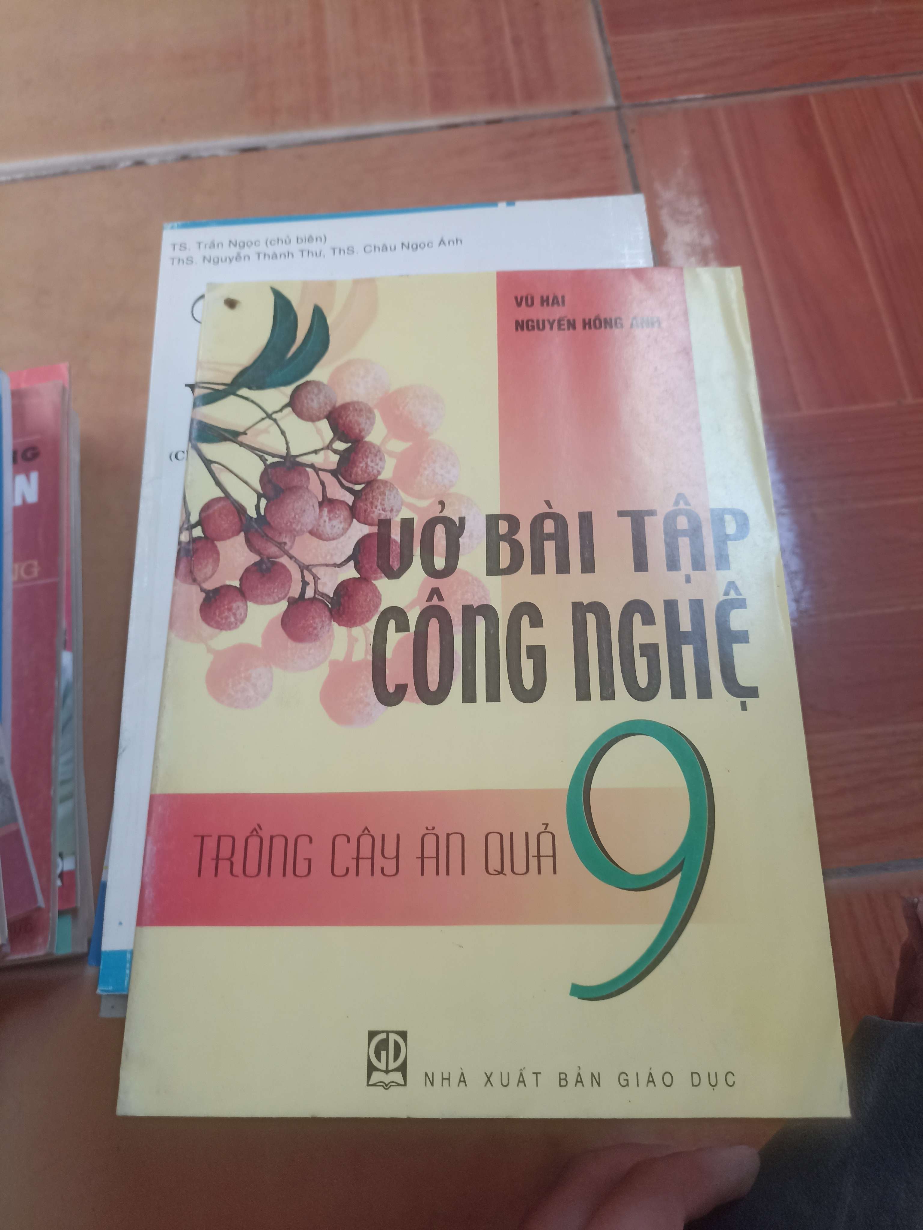 Vở bài tập công nghệ 9 - Vũ Hải 2005 (Giáo khoa) VAVO1304-AK3ST4