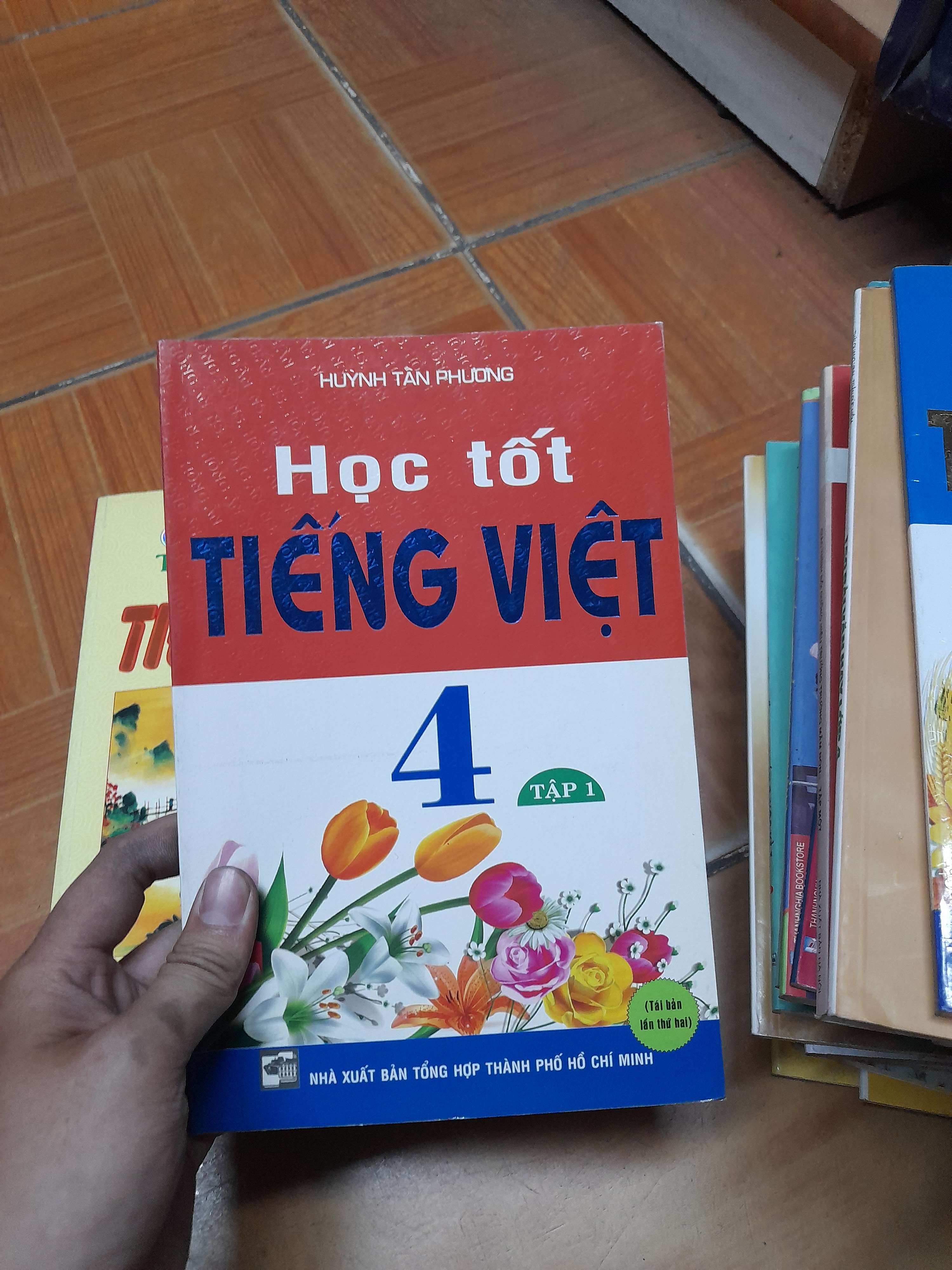 Học Tốt Tiếng Việt 4 (Tập 1) – Huỳnh Tấn Phương 2013 (Tham khảo - luyện thi) VAVO1304-AK3ST1