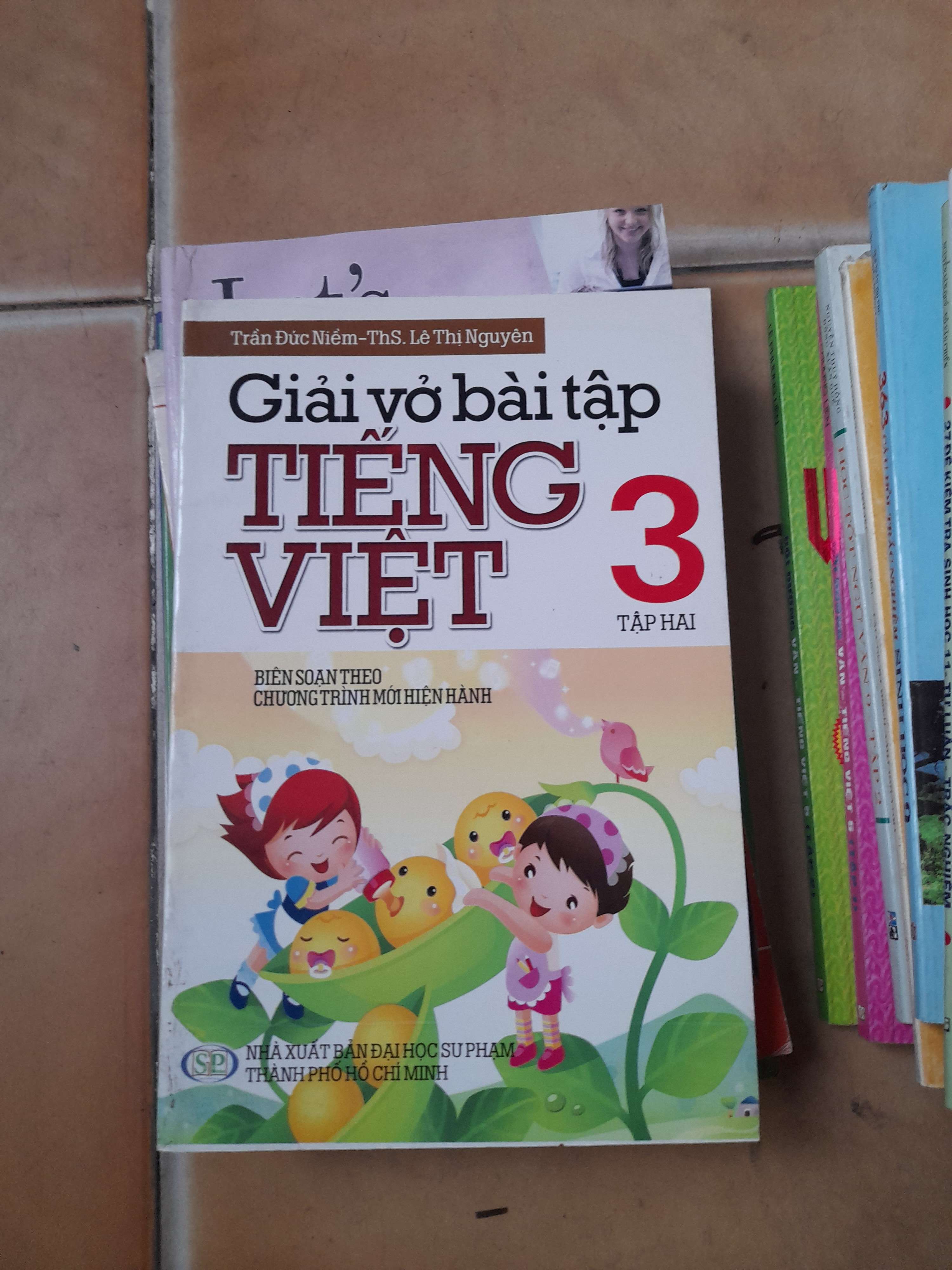 Giải Vở Bài Tập Tiếng Việt 3 (Tập 2) - Trần Đức Niềm, Lê Thị Nguyên 2014 (Tham khảo - luyện thi) VAVO1304-AK3ST1