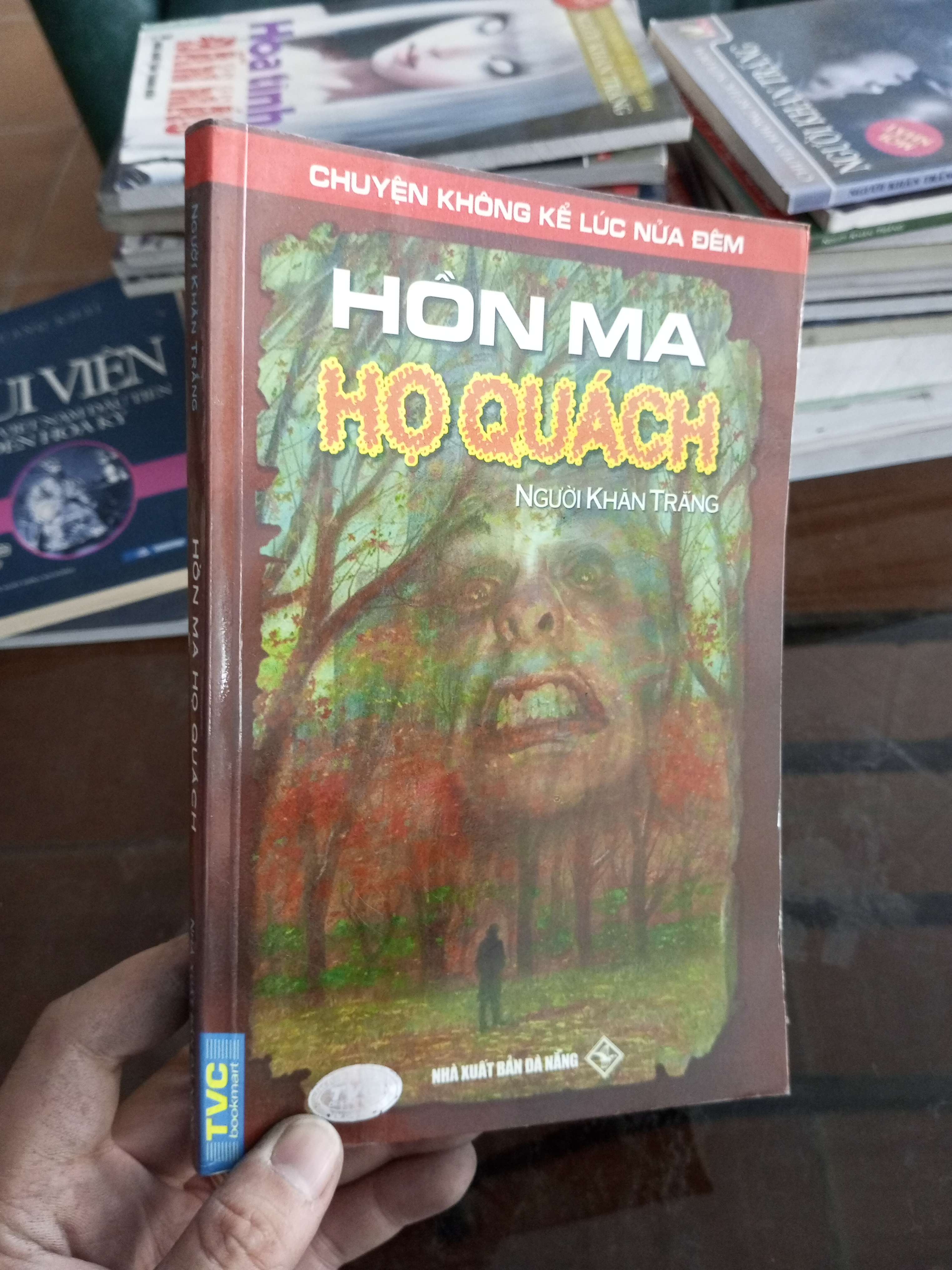 Hồn ma họ quách - Người Khăn Trắng (Truyện kinh dị) VAVO1304-A0