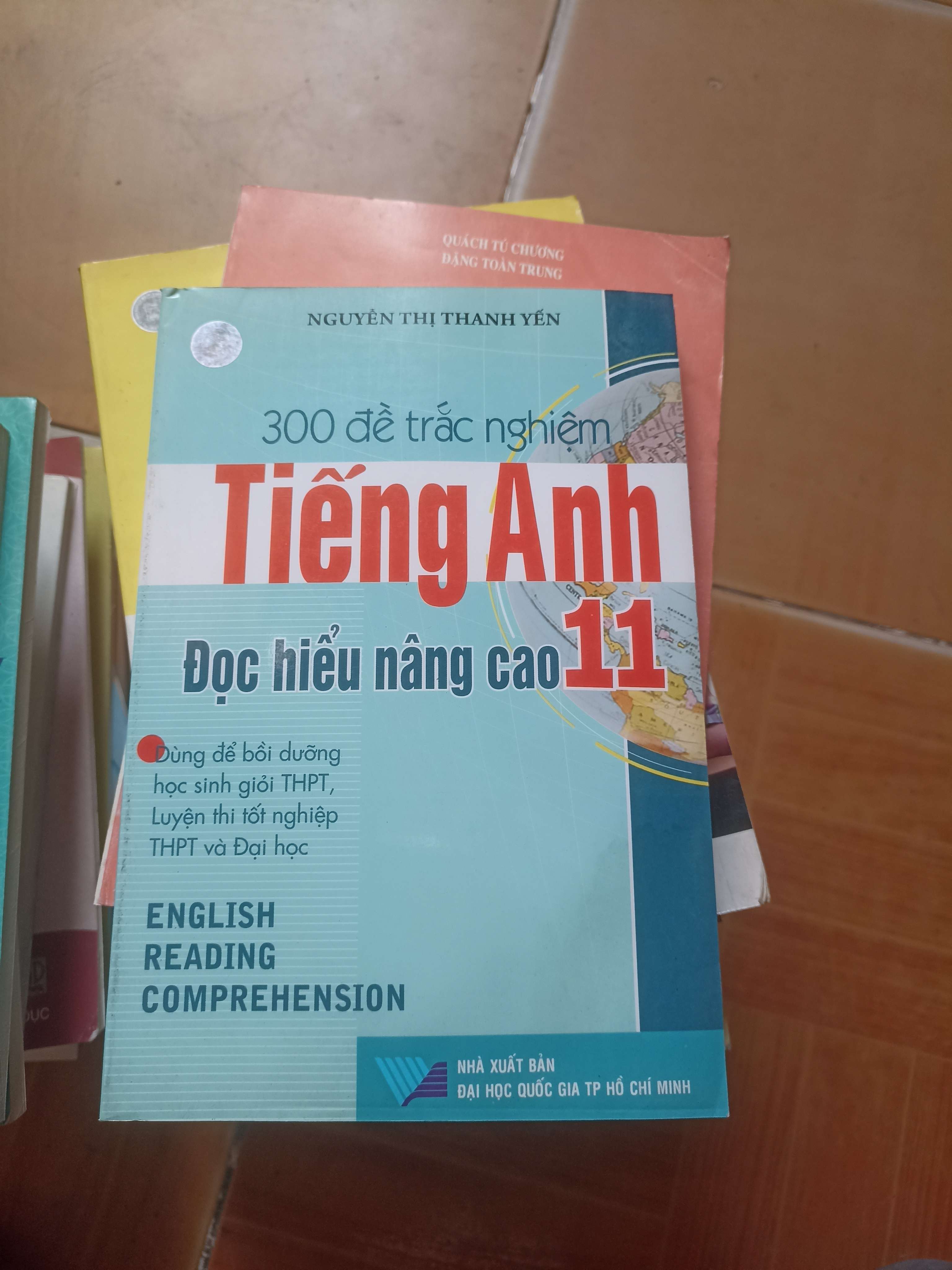 300 đề trắc nghiệm tiếng anh đọc hiểu nâng cao 11 - Thanh Yến 2007 (Tham khảo - luyện thi) VAVO1304-AK3ST2