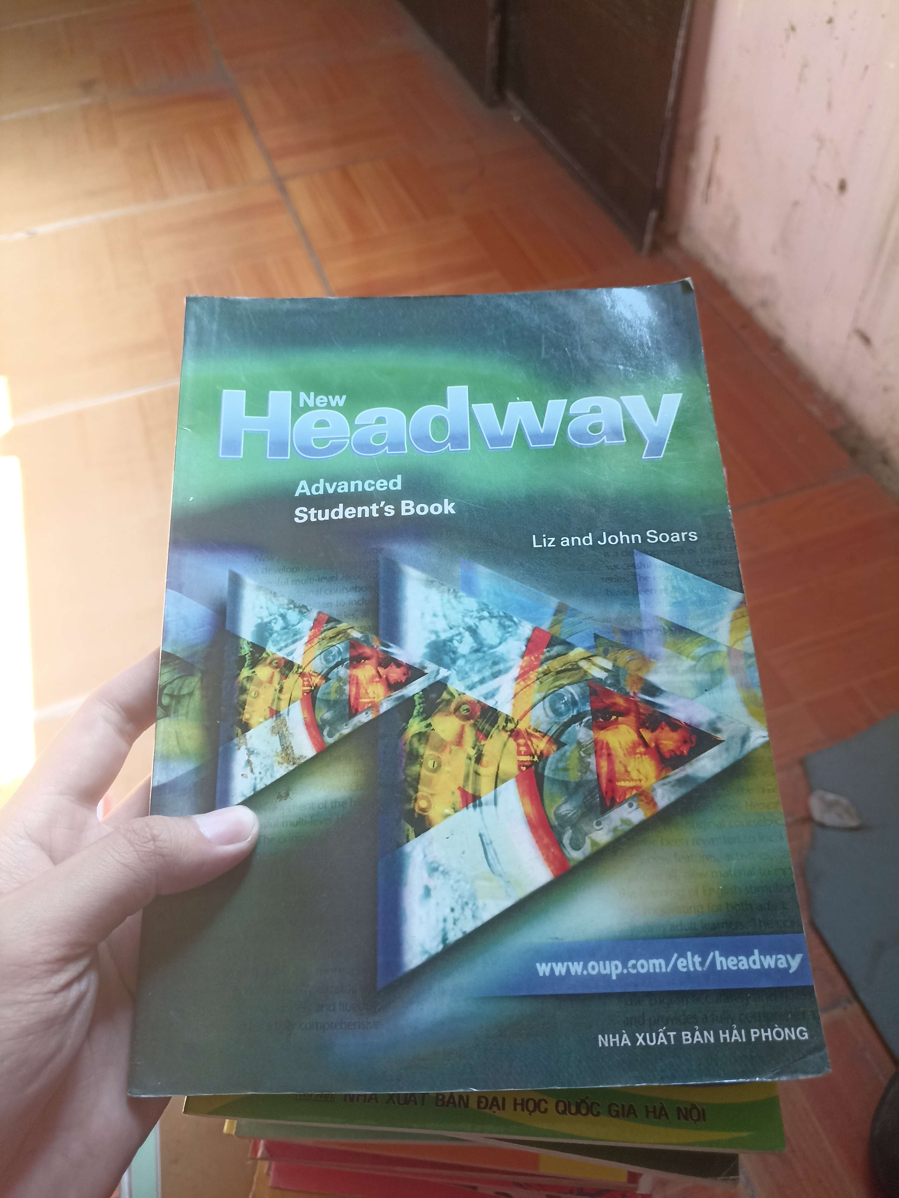 New headway - Liz 2009 (Sách tự học tiếng Anh) VAVO1304-AK3ST3
