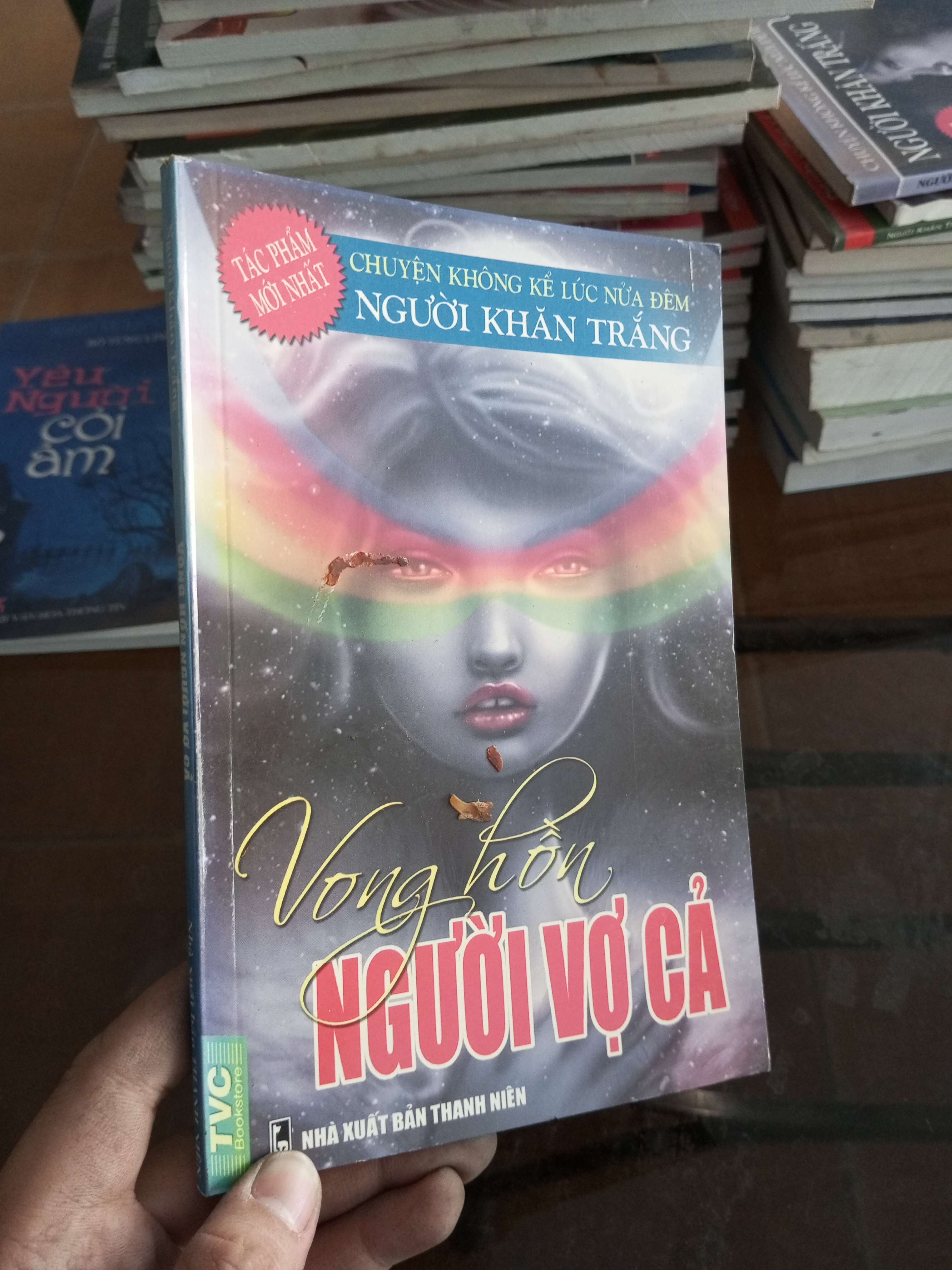 Vong hồn người vợ cả - Người Khăn Trắng 2011 (Truyện kinh dị) VAVO1304-A0