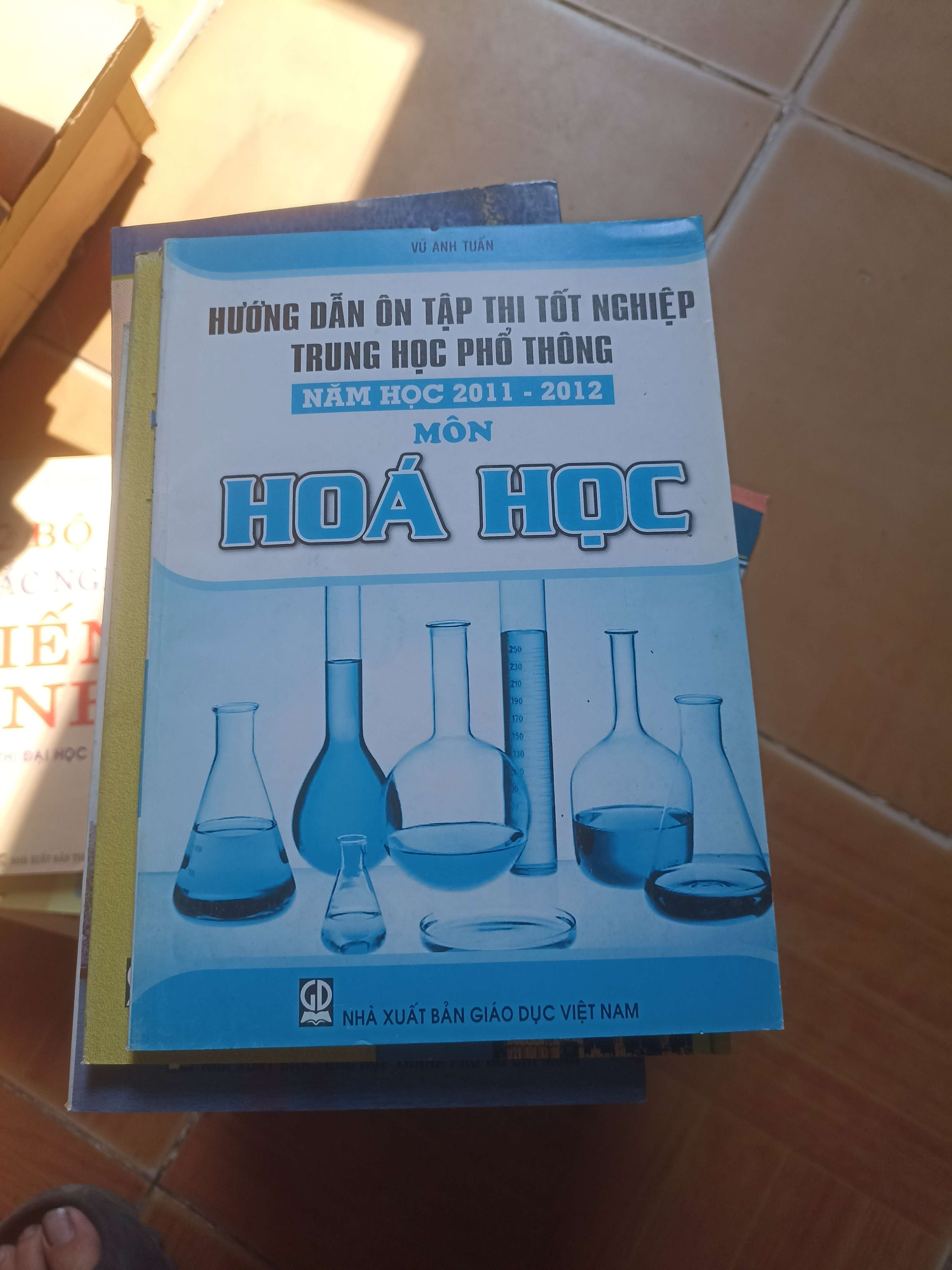 Hướng dẫn ôn tập thi tốt nghiệp trung học phổ thông môn hoá học - Anh Tuấn 2012 (Tham khảo - luyện thi) VAVO1304-AK3ST2